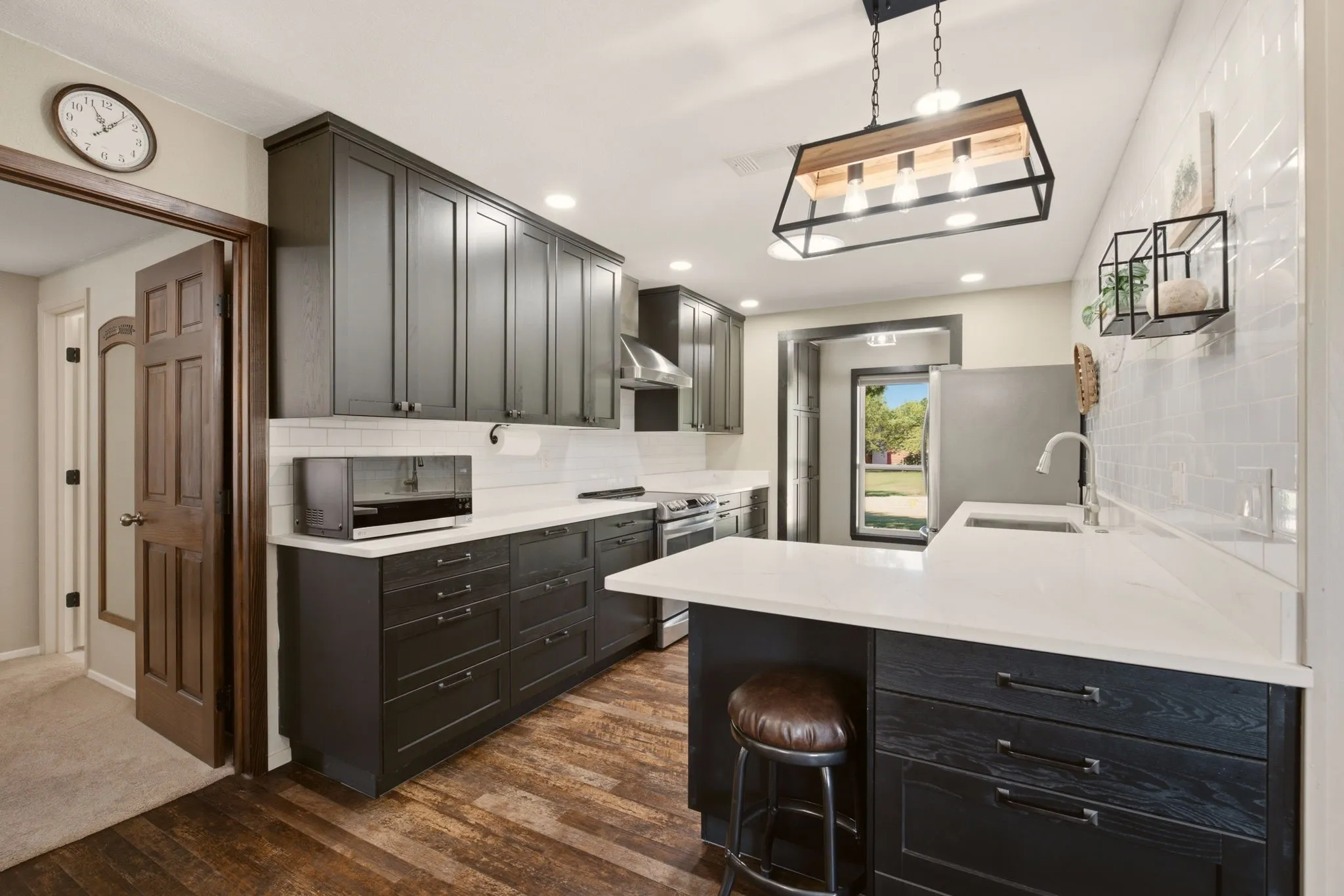 Single Family Residence For Sale in Collin County , 220 Dale Drive, New Hope, Texas 75071, 3 Bedroom, 2 Bathroom, 4 Garage spaces, 1,853 Sqft, built in 1984, mls#21344283, Real Estate Agent in New Hope, Homes For Sale in Collin county, Homes For Sale in New Hope, Realtor in New Hope Texas, Real Estate Brokerage Independent Realty Texas, Luminita Cordes Realtor