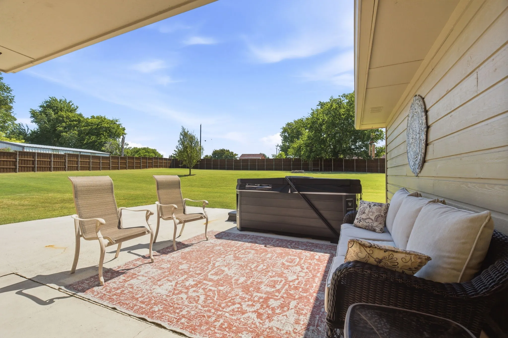 Single Family Residence For Sale in Collin County , 220 Dale Drive, New Hope, Texas 75071, 3 Bedroom, 2 Bathroom, 4 Garage spaces, 1,853 Sqft, built in 1984, mls#21344283, Real Estate Agent in New Hope, Homes For Sale in Collin county, Homes For Sale in New Hope, Realtor in New Hope Texas, Real Estate Brokerage Independent Realty Texas, Luminita Cordes Realtor