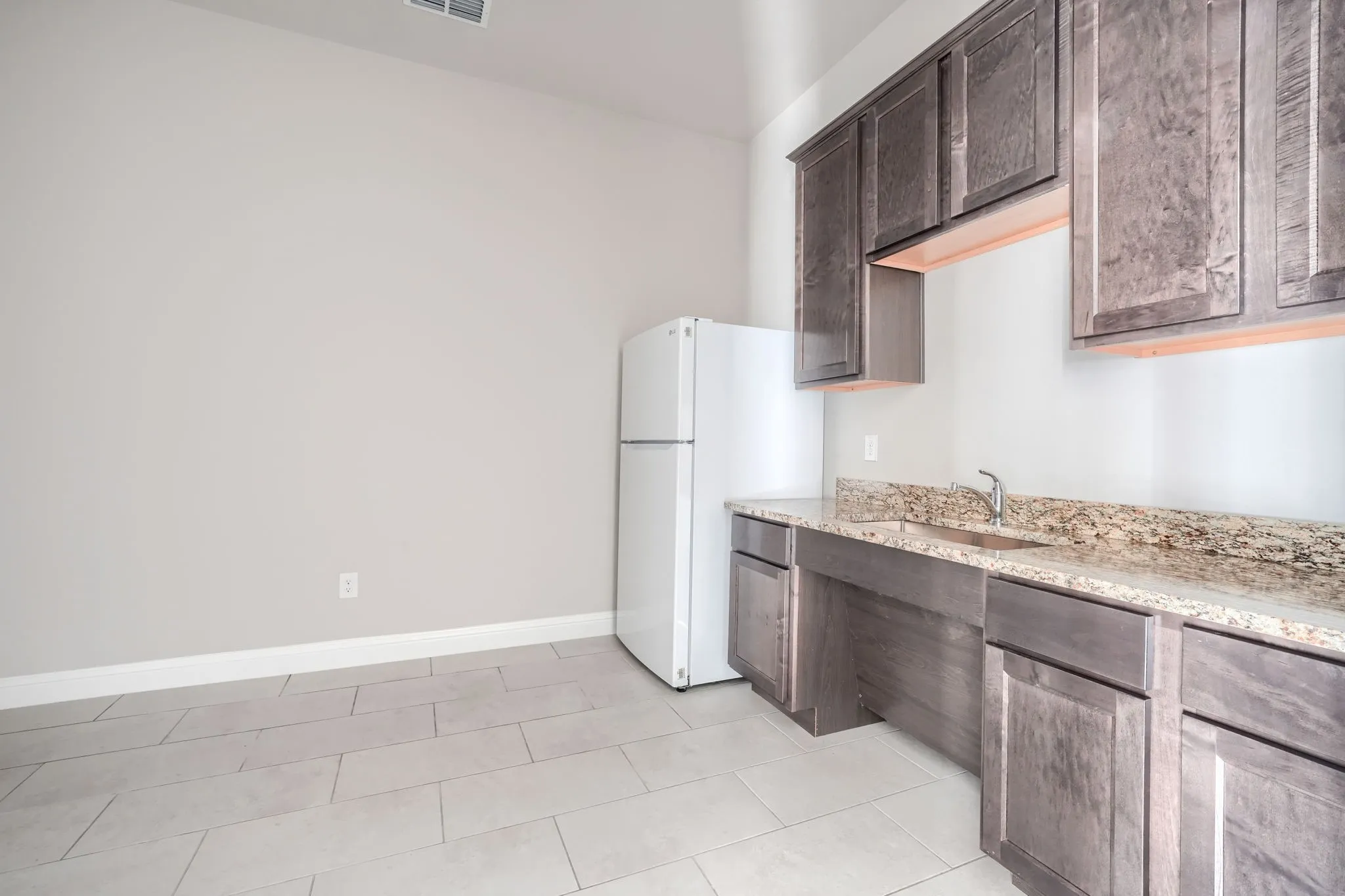 Office For Sale in Denton County , 2601 Little Elm Parkway 0703, Little Elm, Texas 75068, 0, 0, Garage spaces, 0 Sqft, built in 2020, Price $419,000, mls#21344287, Real Estate Agent in Little Elm, Homes For Sale in Denton county, Homes For Sale in Little Elm, Realtor in Little Elm Texas, Real Estate Brokerage Independent Realty Texas, Luminita Cordes Realtor