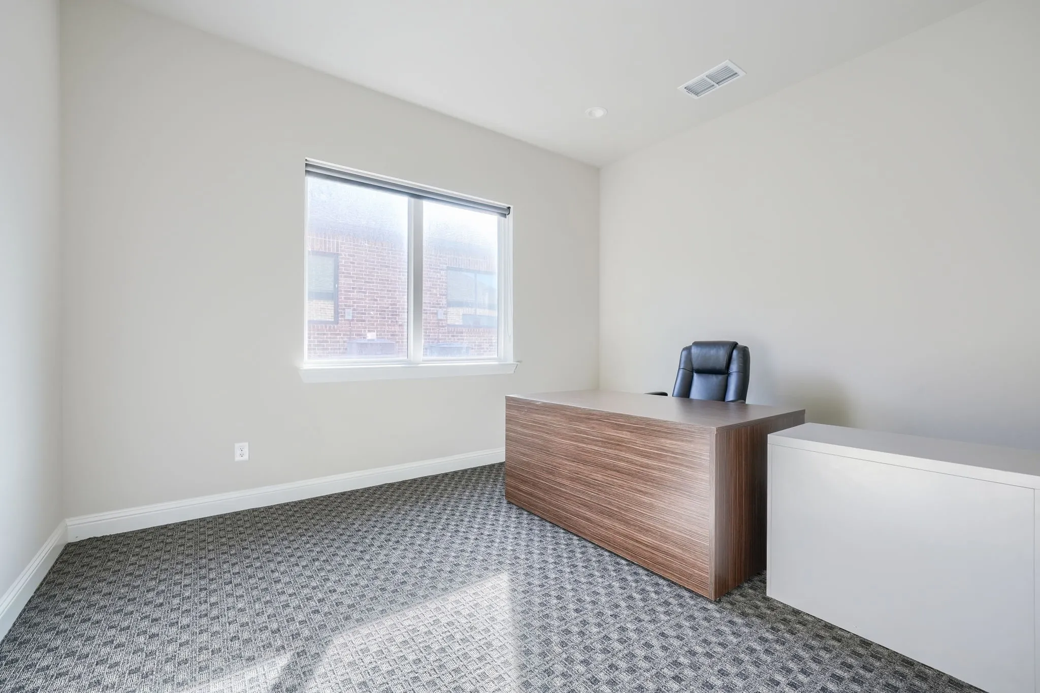 Office For Sale in Denton County , 2601 Little Elm Parkway 0703, Little Elm, Texas 75068, 0, 0, Garage spaces, 0 Sqft, built in 2020, Price $419,000, mls#21344287, Real Estate Agent in Little Elm, Homes For Sale in Denton county, Homes For Sale in Little Elm, Realtor in Little Elm Texas, Real Estate Brokerage Independent Realty Texas, Luminita Cordes Realtor