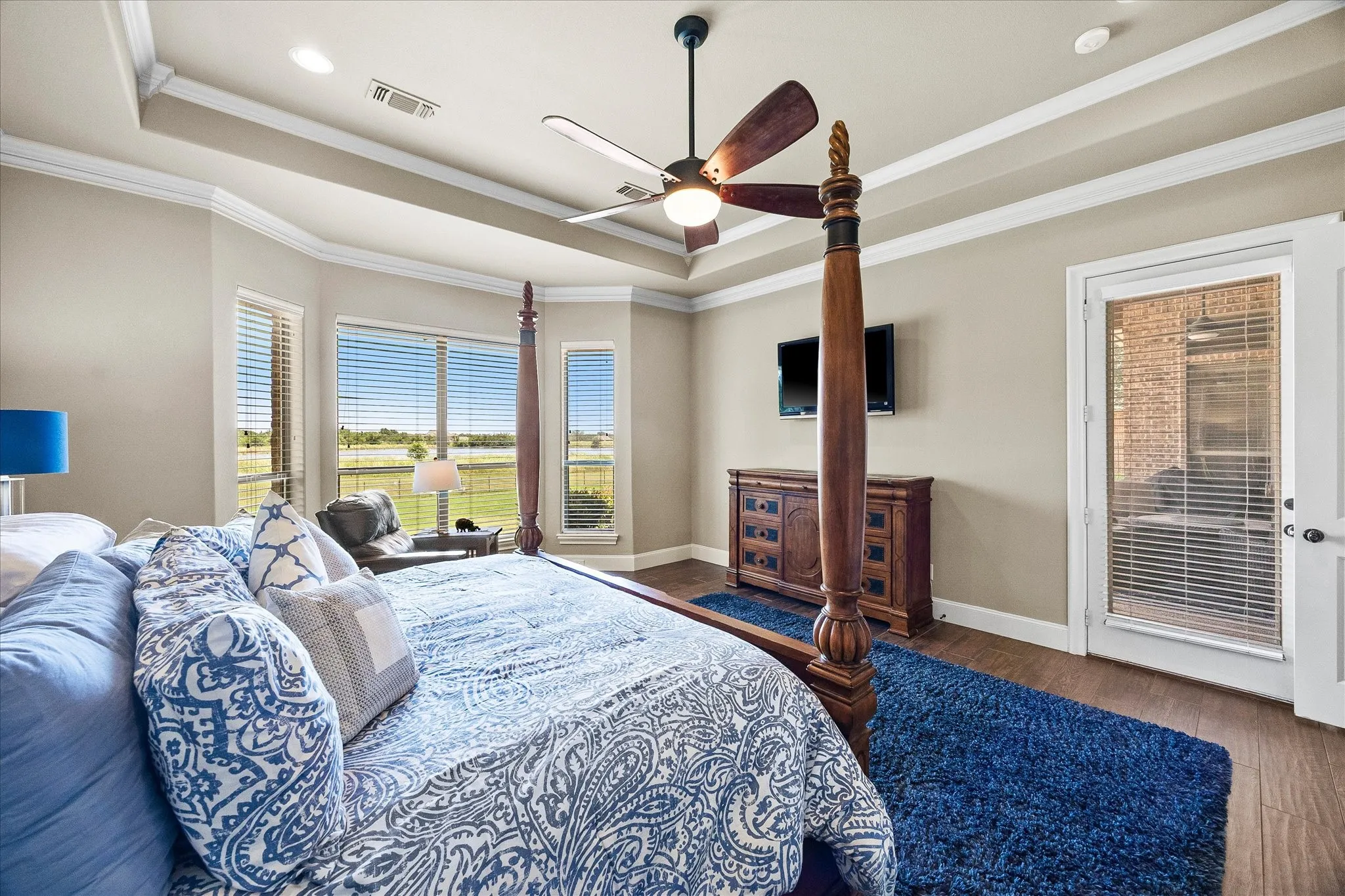 Single Family Residence For Sale in Rockwall County , 12 Granite Ridge Drive, Mclendon Chisholm, Texas 75032, 4 Bedroom, 5 Bathroom, 6 Garage spaces, 4,110 Sqft, built in 2007, mls#21343299, Real Estate Agent in Mclendon Chisholm, Homes For Sale in Rockwall county, Homes For Sale in Mclendon Chisholm, Realtor in Mclendon Chisholm Texas, Real Estate Brokerage Independent Realty Texas, Luminita Cordes Realtor