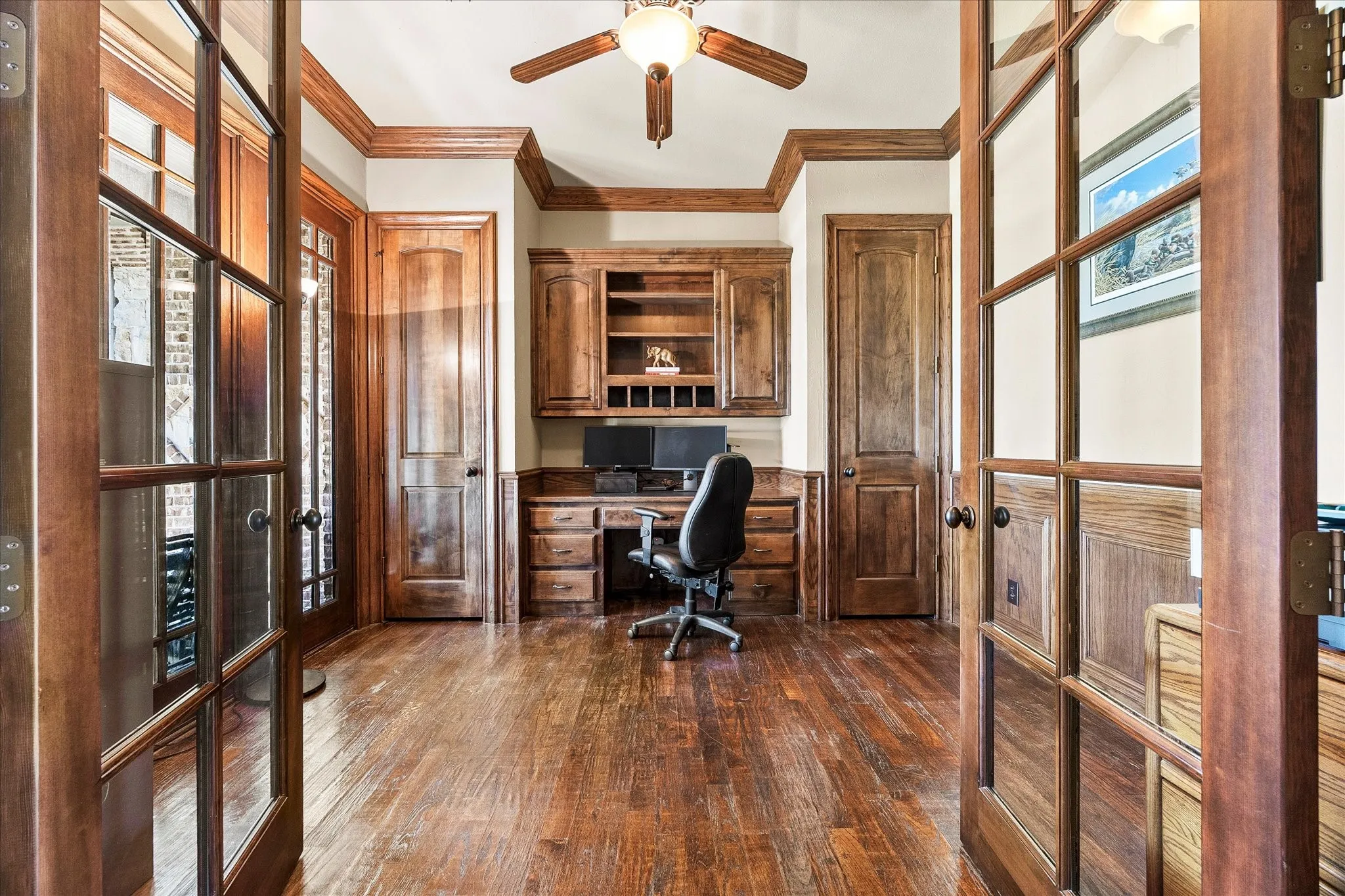 Single Family Residence For Sale in Rockwall County , 12 Granite Ridge Drive, Mclendon Chisholm, Texas 75032, 4 Bedroom, 5 Bathroom, 6 Garage spaces, 4,110 Sqft, built in 2007, mls#21343299, Real Estate Agent in Mclendon Chisholm, Homes For Sale in Rockwall county, Homes For Sale in Mclendon Chisholm, Realtor in Mclendon Chisholm Texas, Real Estate Brokerage Independent Realty Texas, Luminita Cordes Realtor