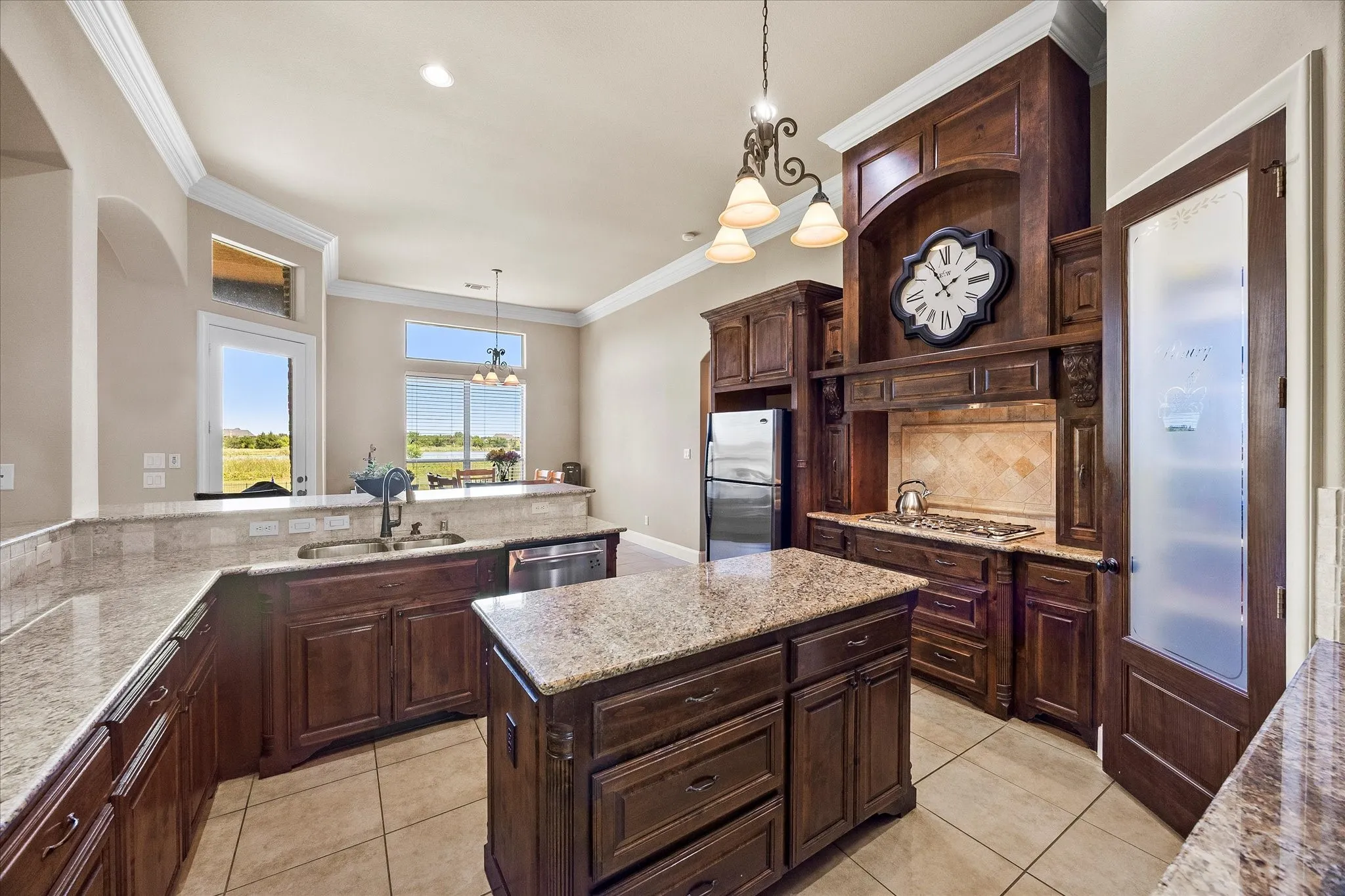 Single Family Residence For Sale in Rockwall County , 12 Granite Ridge Drive, Mclendon Chisholm, Texas 75032, 4 Bedroom, 5 Bathroom, 6 Garage spaces, 4,110 Sqft, built in 2007, mls#21343299, Real Estate Agent in Mclendon Chisholm, Homes For Sale in Rockwall county, Homes For Sale in Mclendon Chisholm, Realtor in Mclendon Chisholm Texas, Real Estate Brokerage Independent Realty Texas, Luminita Cordes Realtor