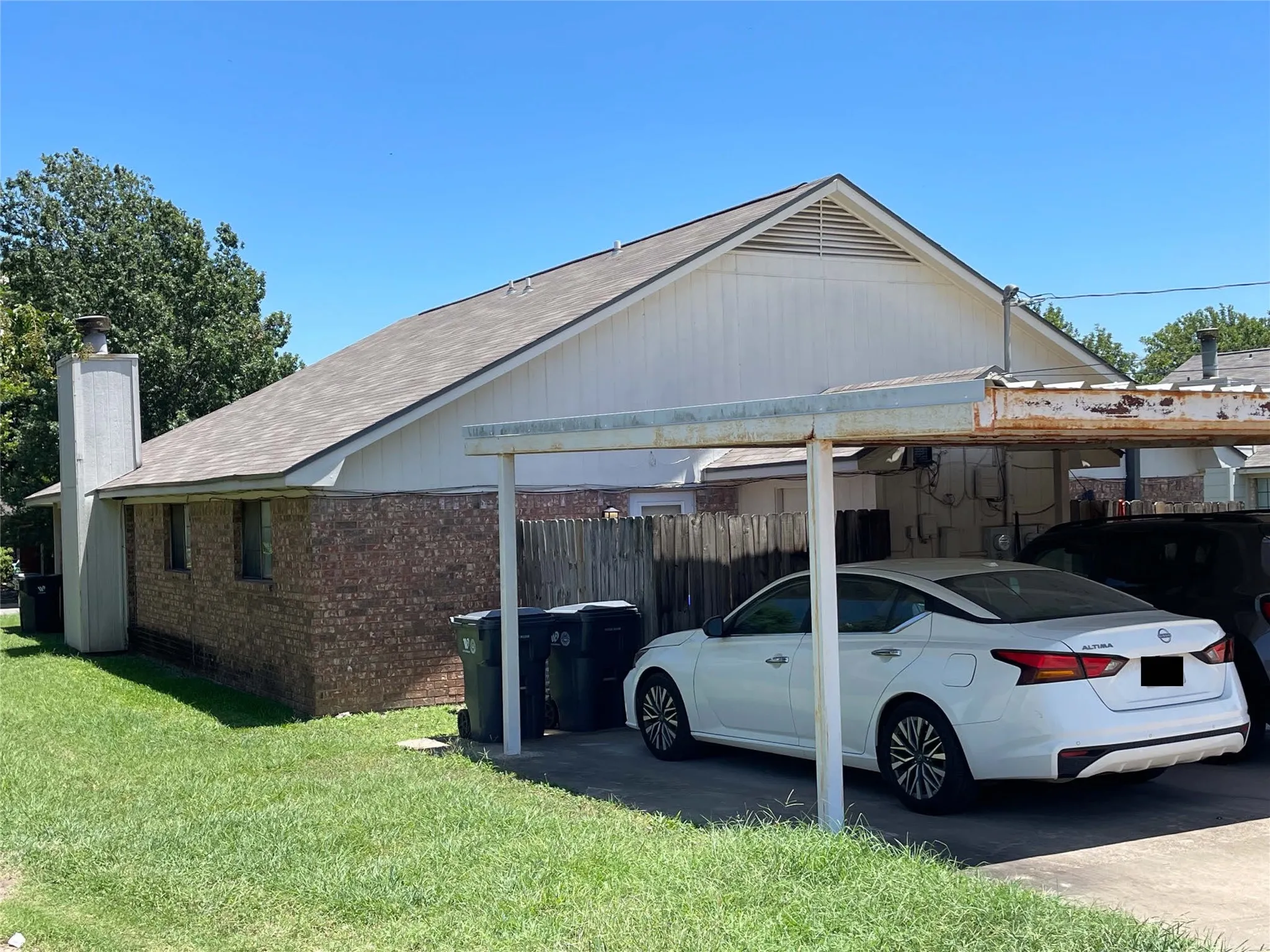 Duplex For Sale in Mc Lennan County , 1401 Chapel Ridge Road 1403, Waco, Texas 76712, 4 Bedroom, 4 Bathroom, Garage spaces, 0 Sqft, built in 1984, Price $350,000, mls#21342579, Real Estate Agent in Waco, Homes For Sale in Mc Lennan county, Homes For Sale in Waco, Realtor in Waco Texas, Real Estate Brokerage Independent Realty Texas, Luminita Cordes Realtor