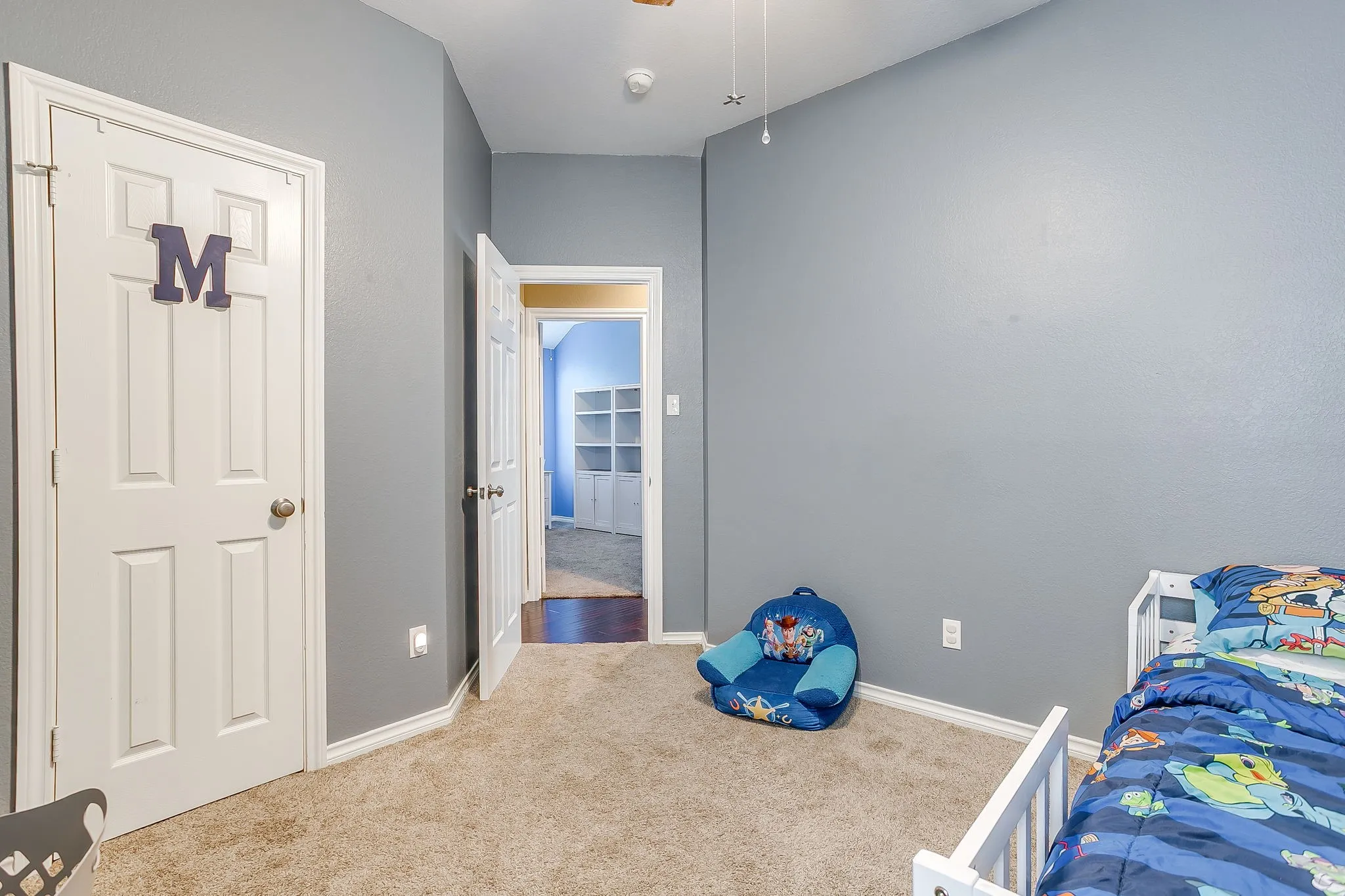 Second bedroom