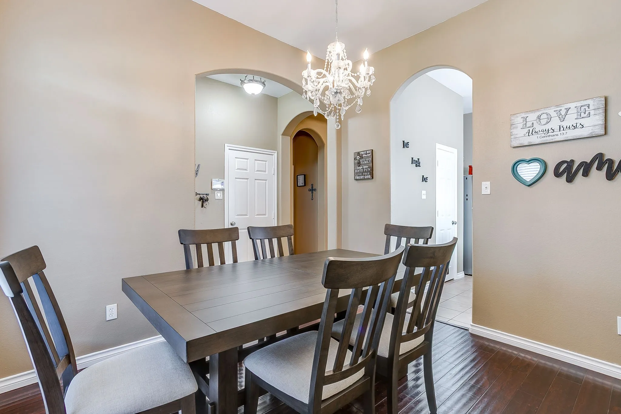 Single Family Residence For Sale in Tarrant County , 1337 Constance Drive, Fort Worth, Texas 76131, 4 Bedroom, 2 Bathroom, 2 Garage spaces, 1,856 Sqft, built in 2005, mls#21342735, Real Estate Agent in Fort Worth, Homes For Sale in Tarrant county, Homes For Sale in Fort Worth, Realtor in Fort Worth Texas, Real Estate Brokerage Independent Realty Texas, Luminita Cordes Realtor