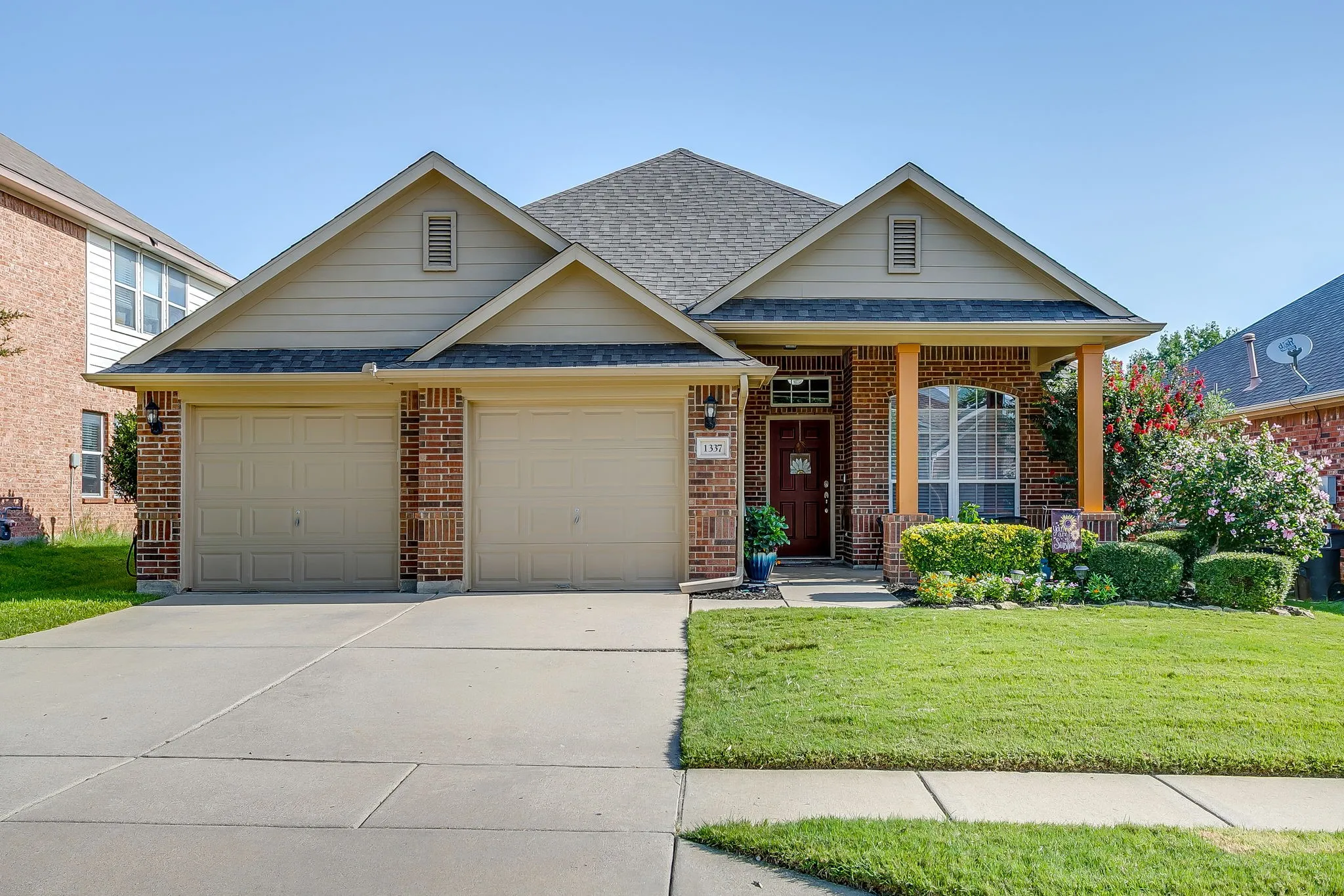 Great neighborhood with a pool and walking trails.