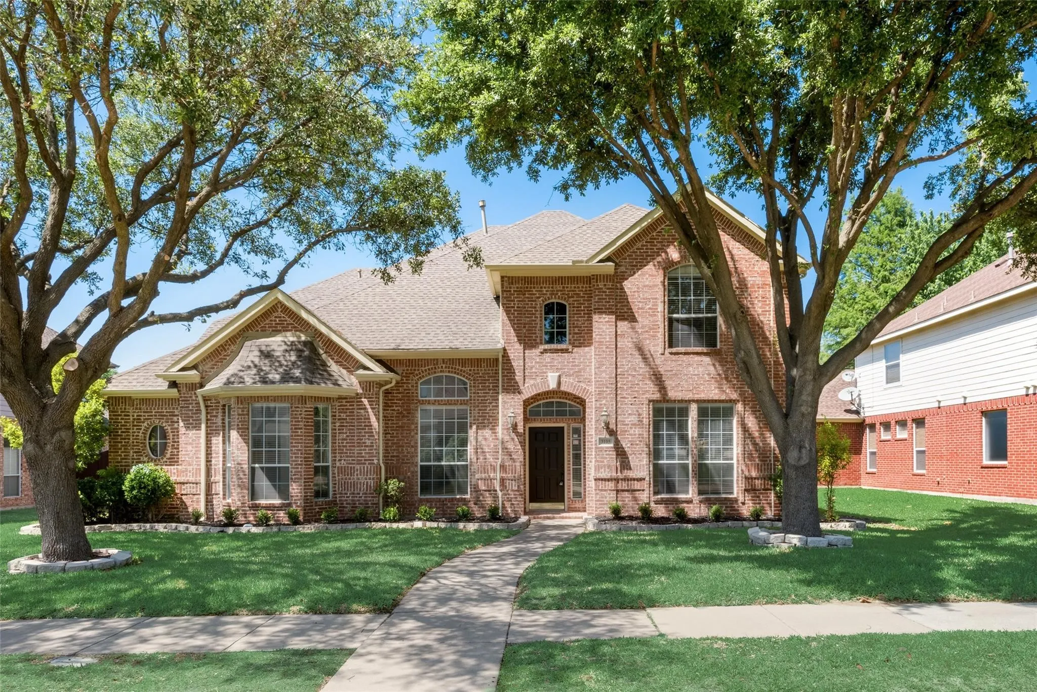 Single Family Residence For Sale in Collin County , 3105 Mill Ridge Drive, Plano, Texas 75025, 4 Bedrooms, 4 Bathrooms, 3 Garage spaces, 3,697 Sqft, built in 1997, Price $649,000, mls#21344295, Real Estate Agent in Plano, Homes For Sale in Collin county, Homes For Sale in Plano, Realtor in Plano Texas, Real Estate Brokerage Independent Realty Texas, Luminita Cordes Realtor