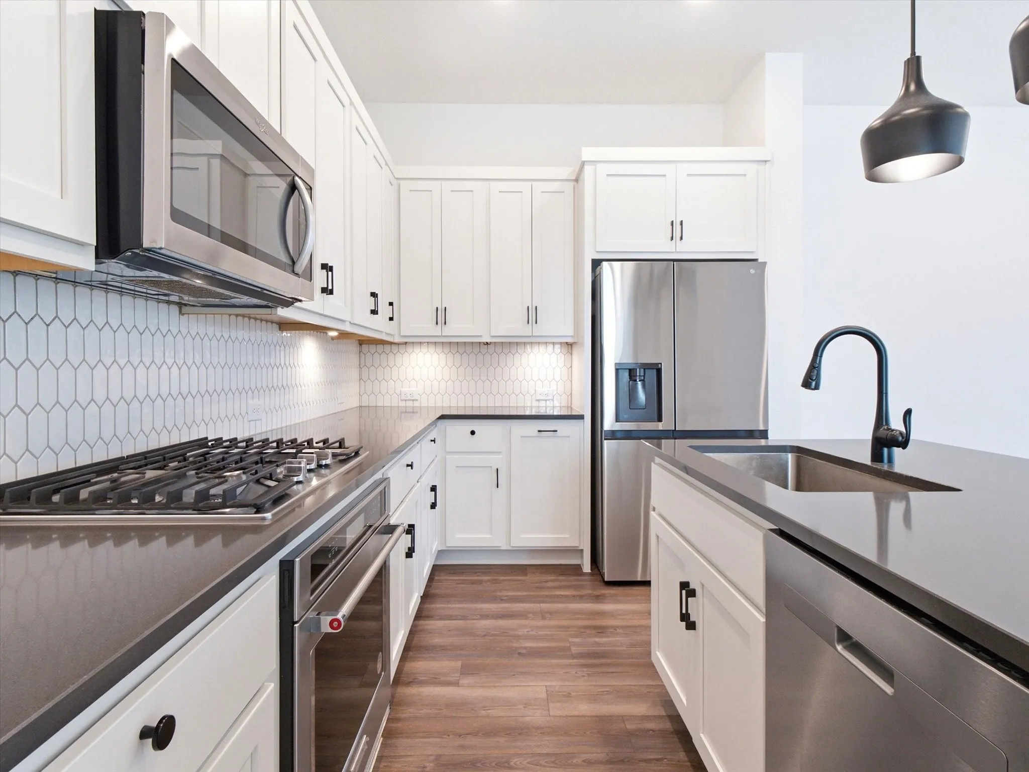 Townhouse For Sale in Collin County , 1070 Keene Ridge Drive, Allen, Texas 75013, 3 Bedroom, 3 Bathroom, 2 Garage spaces, 1,691 Sqft, built in 2023, Price $390,000, mls#21343389, Real Estate Agent in Allen, Homes For Sale in Collin county, Homes For Sale in Allen, Realtor in Allen Texas, Real Estate Brokerage Independent Realty Texas, Luminita Cordes Realtor