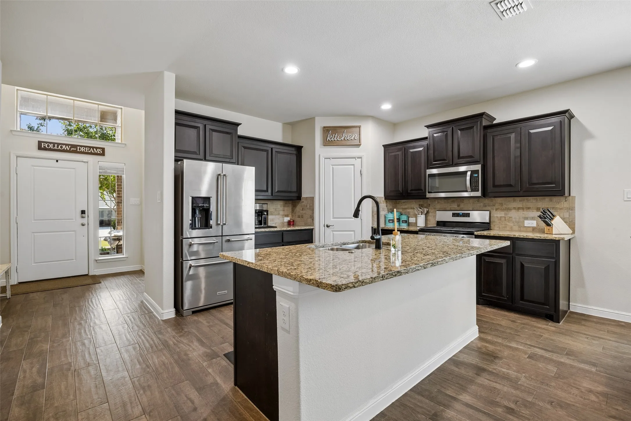 Island Kitchen