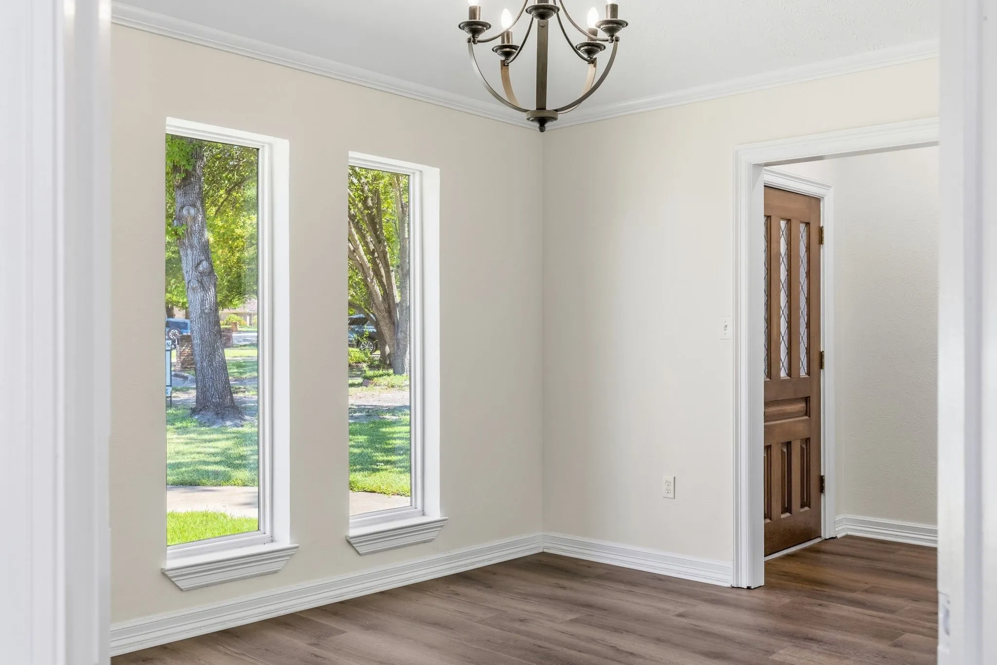 Single Family Residence For Sale in Hunt County , 5504 Glenlivet Place, Greenville, Texas 75402, 3 Bedroom, 2 Bathroom, 2 Garage spaces, 2,062 Sqft, built in 1988, mls#21344307, Real Estate Agent in Greenville, Homes For Sale in Hunt county, Homes For Sale in Greenville, Realtor in Greenville Texas, Real Estate Brokerage Independent Realty Texas, Luminita Cordes Realtor