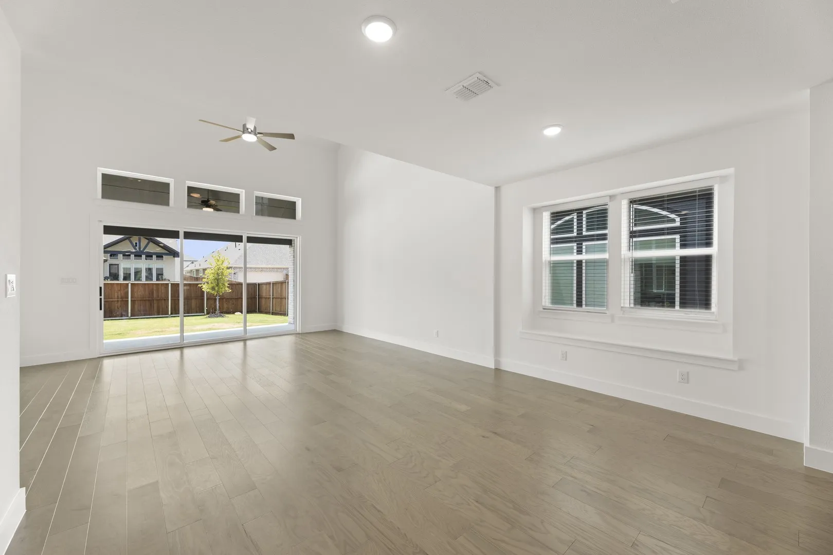 12. 8504 Cross Timber - Nook
