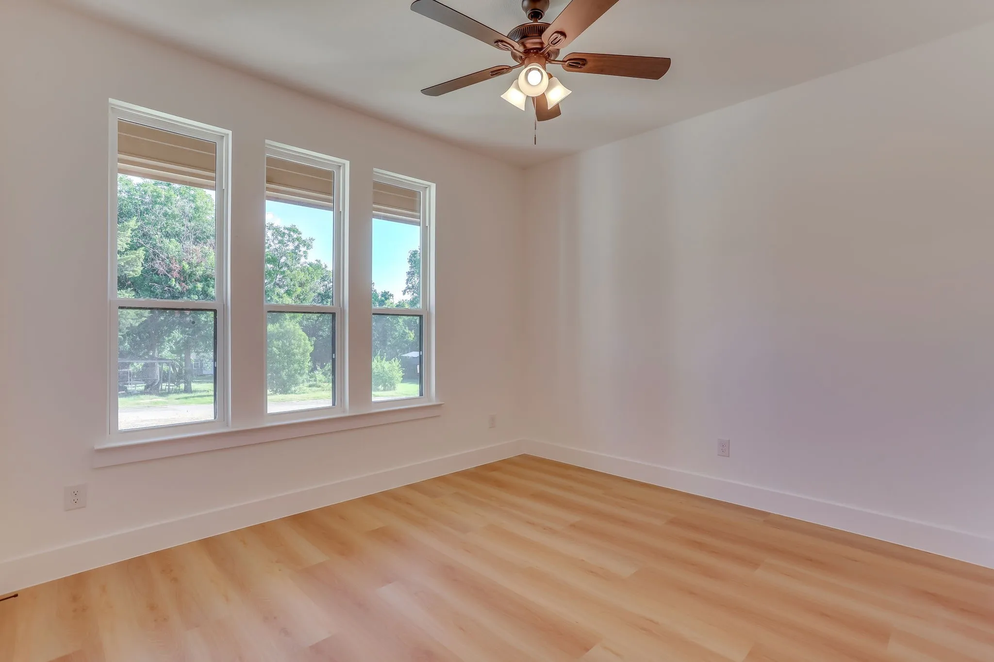 Single Family Residence For Sale in Tarrant County , 5229 Humbert Avenue, Fort Worth, Texas 76107, 4 Bedroom, 2 Bathroom, 2 Garage spaces, 1,826 Sqft, built in 2026, mls#21343279, Real Estate Agent in Fort Worth, Homes For Sale in Tarrant county, Homes For Sale in Fort Worth, Realtor in Fort Worth Texas, Real Estate Brokerage Independent Realty Texas, Luminita Cordes Realtor
