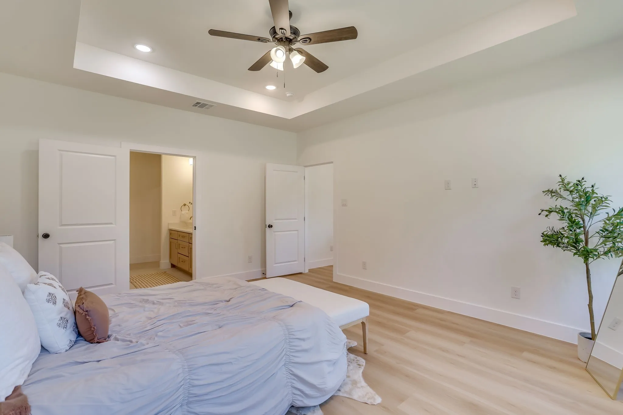 Single Family Residence For Sale in Tarrant County , 5229 Humbert Avenue, Fort Worth, Texas 76107, 4 Bedroom, 2 Bathroom, 2 Garage spaces, 1,826 Sqft, built in 2026, mls#21343279, Real Estate Agent in Fort Worth, Homes For Sale in Tarrant county, Homes For Sale in Fort Worth, Realtor in Fort Worth Texas, Real Estate Brokerage Independent Realty Texas, Luminita Cordes Realtor