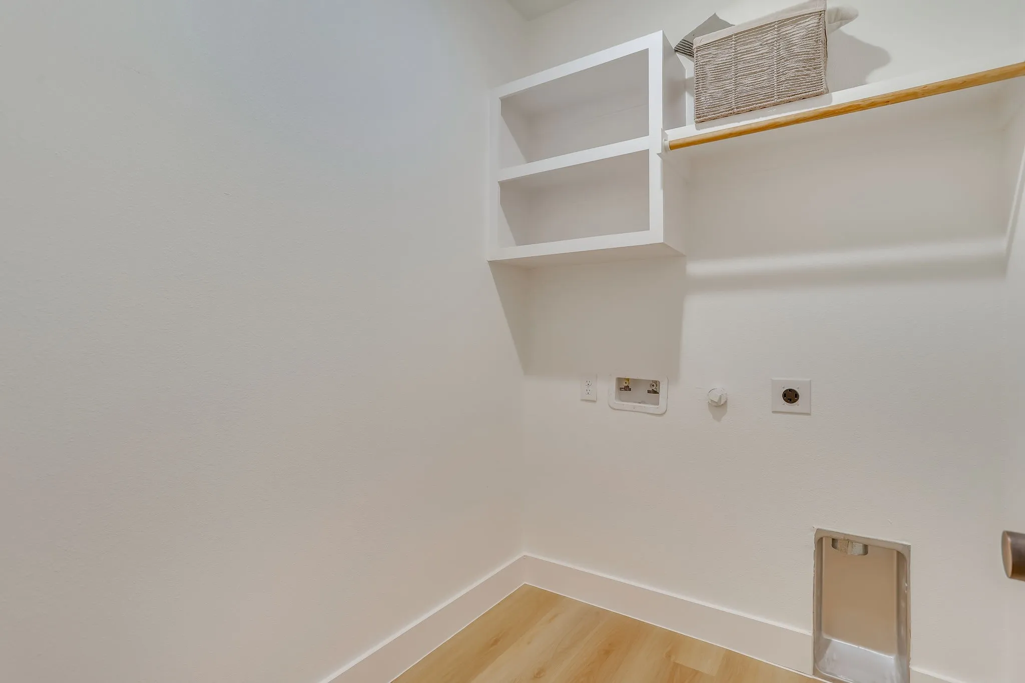 Single Family Residence For Sale in Tarrant County , 5229 Humbert Avenue, Fort Worth, Texas 76107, 4 Bedroom, 2 Bathroom, 2 Garage spaces, 1,826 Sqft, built in 2026, mls#21343279, Real Estate Agent in Fort Worth, Homes For Sale in Tarrant county, Homes For Sale in Fort Worth, Realtor in Fort Worth Texas, Real Estate Brokerage Independent Realty Texas, Luminita Cordes Realtor