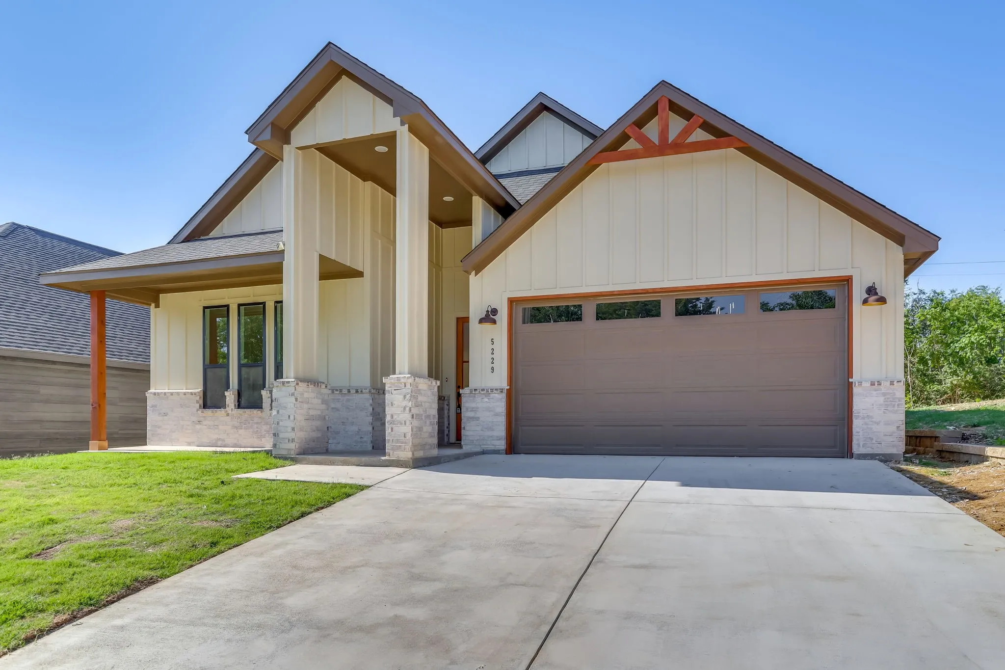 Single Family Residence For Sale in Tarrant County , 5229 Humbert Avenue, Fort Worth, Texas 76107, 4 Bedroom, 2 Bathroom, 2 Garage spaces, 1,826 Sqft, built in 2026, mls#21343279, Real Estate Agent in Fort Worth, Homes For Sale in Tarrant county, Homes For Sale in Fort Worth, Realtor in Fort Worth Texas, Real Estate Brokerage Independent Realty Texas, Luminita Cordes Realtor