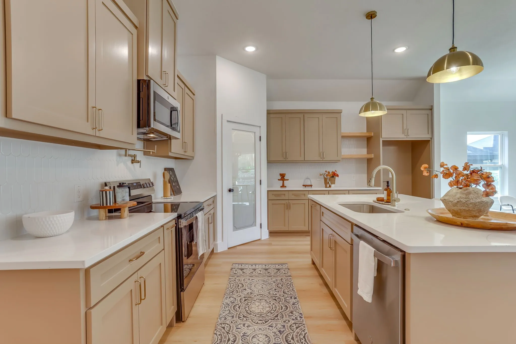 Single Family Residence For Sale in Tarrant County , 5229 Humbert Avenue, Fort Worth, Texas 76107, 4 Bedroom, 2 Bathroom, 2 Garage spaces, 1,826 Sqft, built in 2026, mls#21343279, Real Estate Agent in Fort Worth, Homes For Sale in Tarrant county, Homes For Sale in Fort Worth, Realtor in Fort Worth Texas, Real Estate Brokerage Independent Realty Texas, Luminita Cordes Realtor