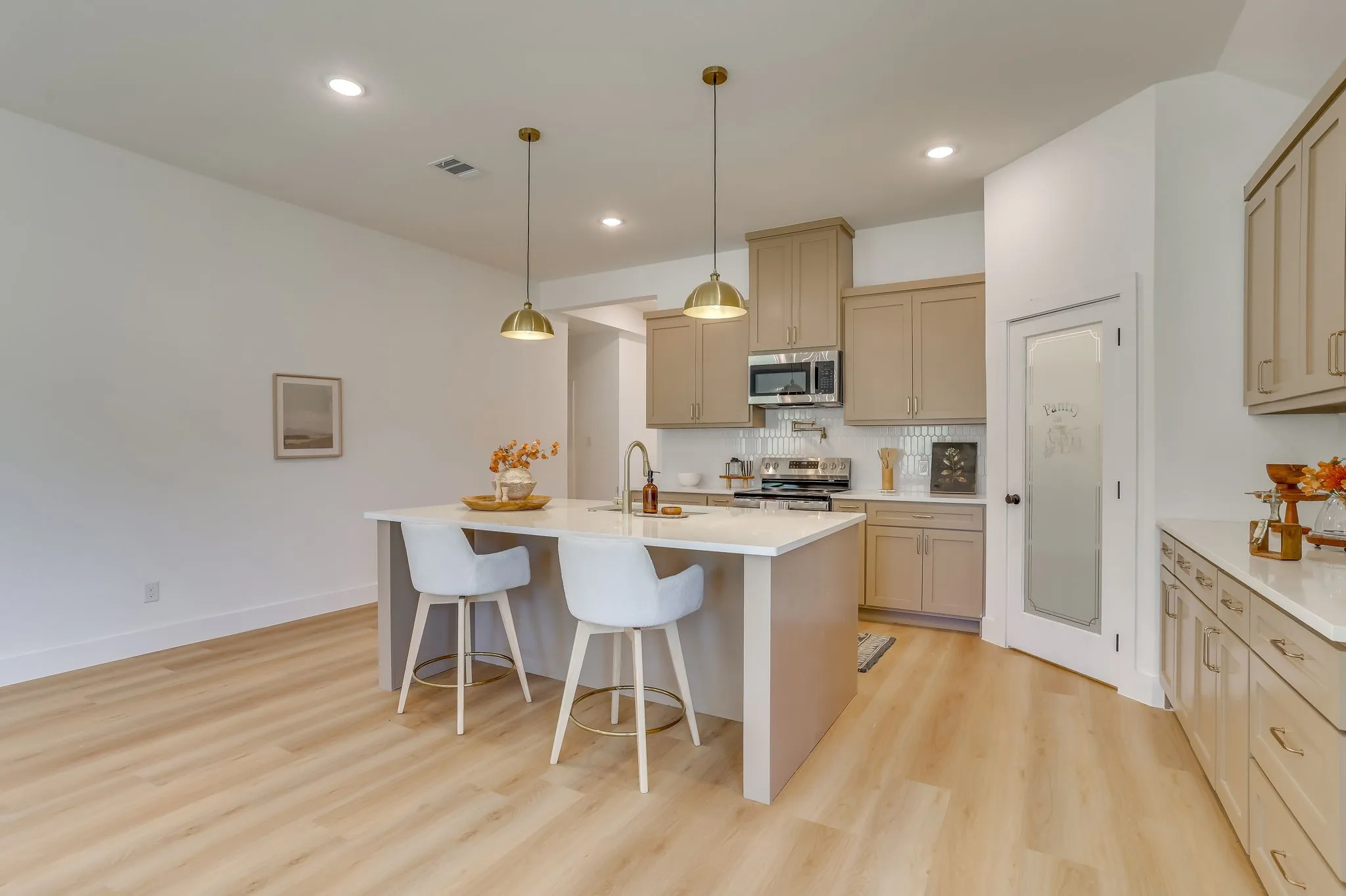 Single Family Residence For Sale in Tarrant County , 5229 Humbert Avenue, Fort Worth, Texas 76107, 4 Bedroom, 2 Bathroom, 2 Garage spaces, 1,826 Sqft, built in 2026, mls#21343279, Real Estate Agent in Fort Worth, Homes For Sale in Tarrant county, Homes For Sale in Fort Worth, Realtor in Fort Worth Texas, Real Estate Brokerage Independent Realty Texas, Luminita Cordes Realtor