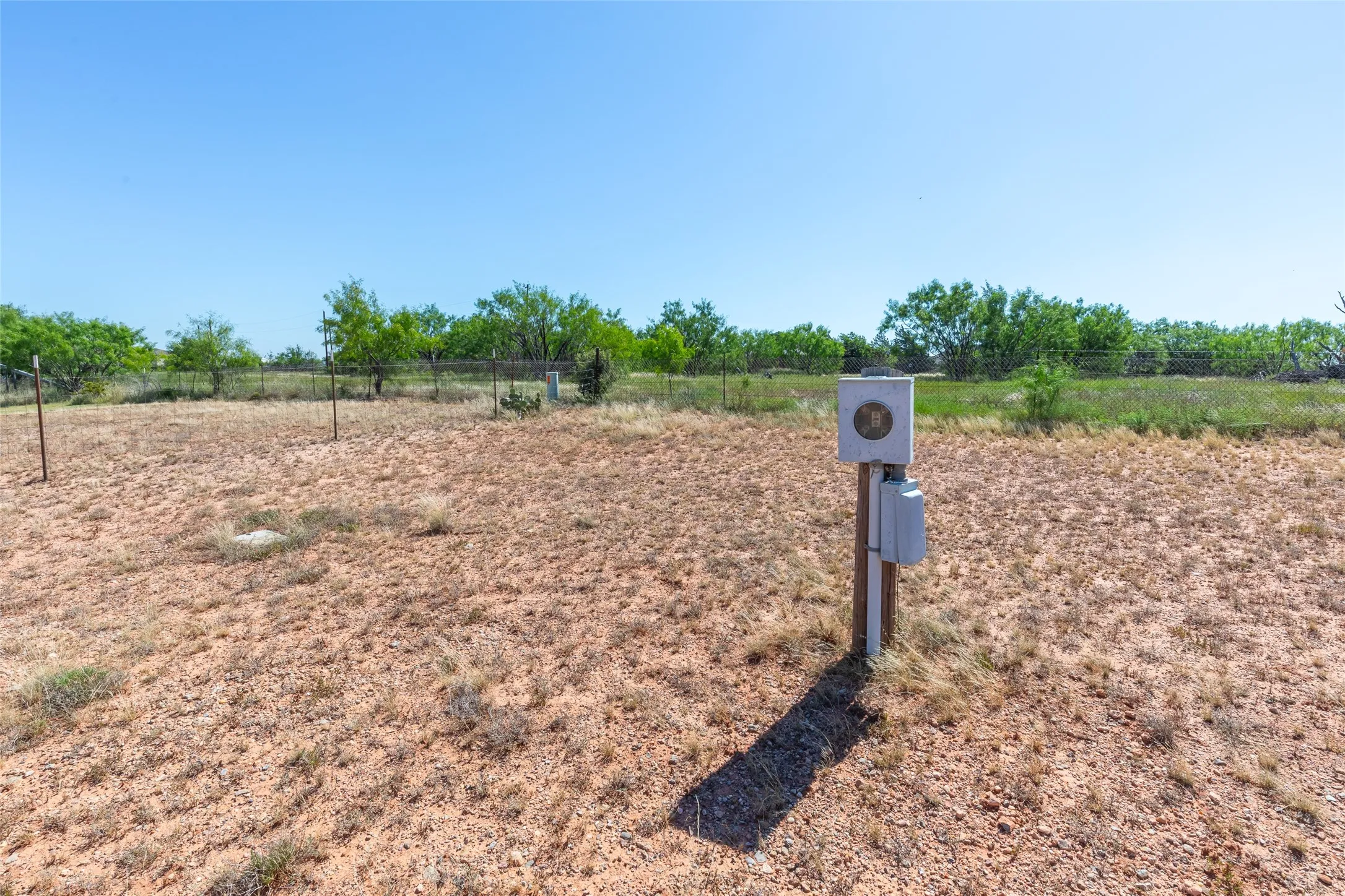 Single Family Residence For Sale in Taylor County , 901 Iberis Road S, Abilene, Texas 79606, 2 Bedroom, 1 Bathroom, 1 Garage spaces, 1,232 Sqft, built in 1945, mls#21340267, Real Estate Agent in Abilene, Homes For Sale in Taylor county, Homes For Sale in Abilene, Realtor in Abilene Texas, Real Estate Brokerage Independent Realty Texas, Luminita Cordes Realtor
