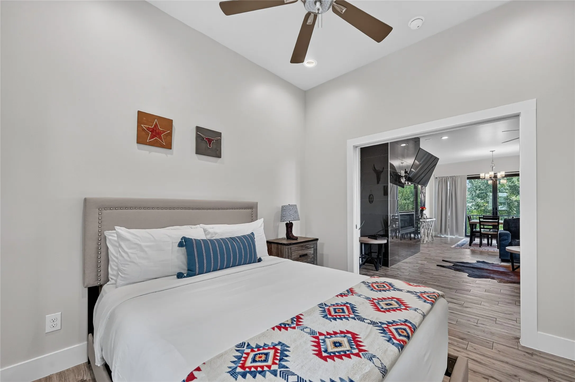 Townhouse For Rent in Dallas County , 410 Melba Street 4, Dallas, Texas 75208, 3 Bedrooms, 3 Bathrooms, 2 Garage spaces, 2,158 Sqft, built in 2018, Price $5,000, mls#21343714, Real Estate Agent in Dallas, Homes For Rent in Dallas county, Homes For Rent in Dallas, Realtor in Dallas Texas, Real Estate Brokerage Independent Realty Texas, Luminita Cordes Realtor