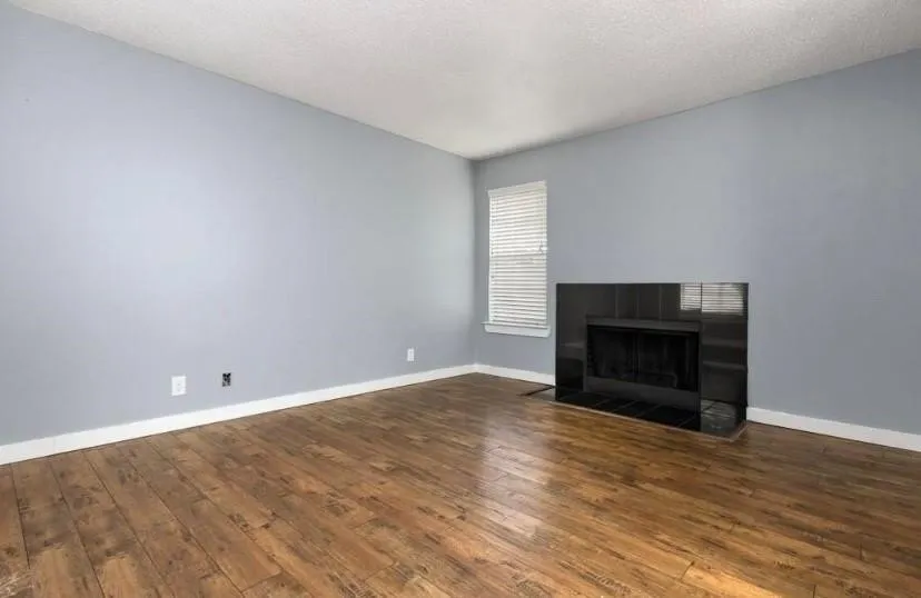 Condominium For Rent in Collin County , 4748 Old Bent Tree Lane 1505, Dallas, Texas 75287, 1 Bedroom, 1 Bathroom, Garage spaces, 527 Sqft, built in 1985, mls#21343079, Real Estate Agent in Dallas, Homes For Rent in Collin county, Homes For Rent in Dallas, Realtor in Dallas Texas, Real Estate Brokerage Independent Realty Texas, Luminita Cordes Realtor