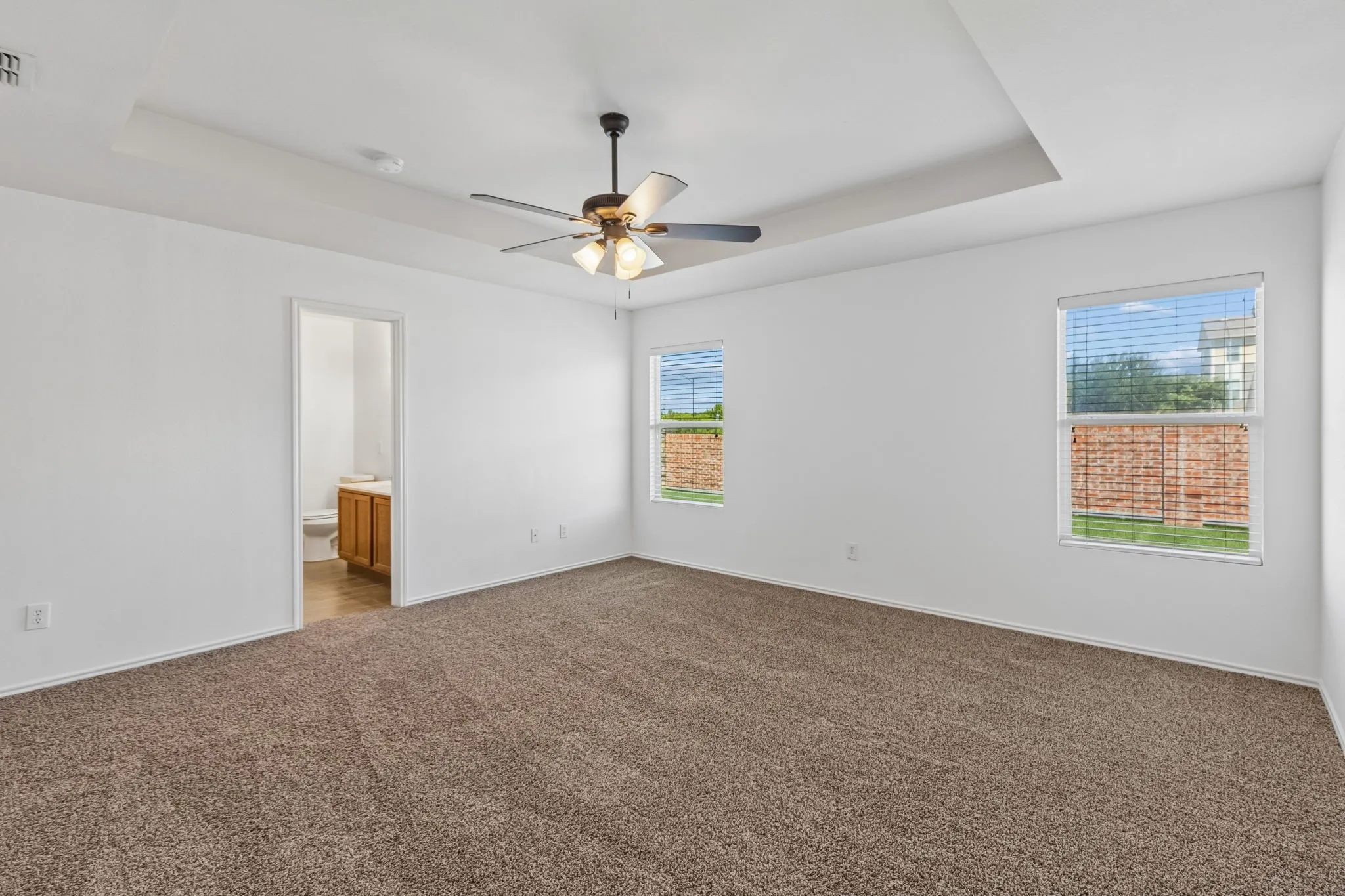Single Family Residence For Sale in Johnson County , 1336 Connie Street, Burleson, Texas 76028, 3 Bedroom, 2 Bathroom, 2 Garage spaces, 1,860 Sqft, built in 2006, mls#21335202, Real Estate Agent in Burleson, Homes For Sale in Johnson county, Homes For Sale in Burleson, Realtor in Burleson Texas, Real Estate Brokerage Independent Realty Texas, Luminita Cordes Realtor