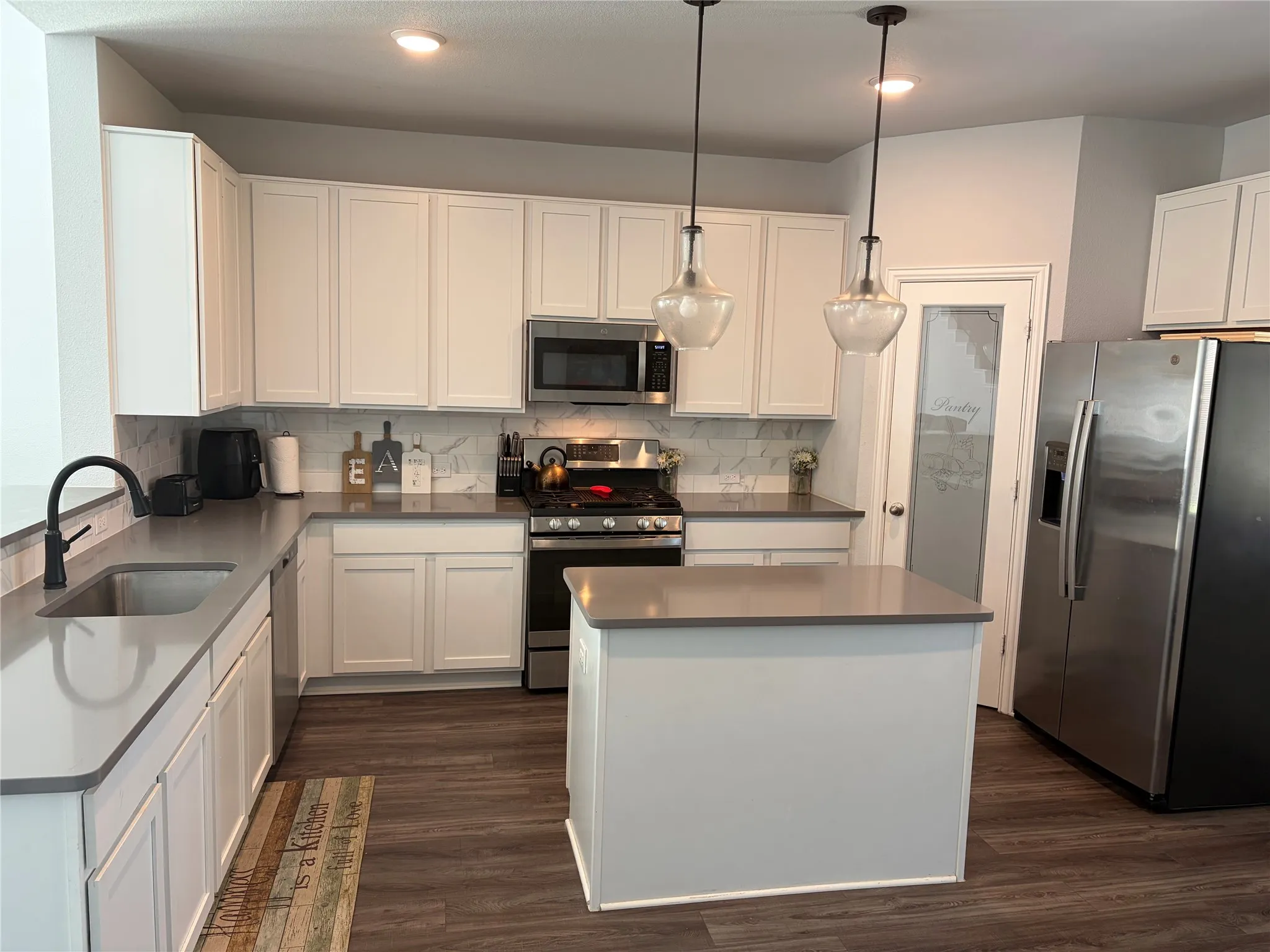 Single Family Residence For Sale in Kaufman County , 2053 Placerville Street, Forney, Texas 75126, 4 Bedroom, 3 Bathroom, 2 Garage spaces, 2,502 Sqft, built in 2023, Price $399,900, mls#21343991, Real Estate Agent in Forney, Homes For Sale in Kaufman county, Homes For Sale in Forney, Realtor in Forney Texas, Real Estate Brokerage Independent Realty Texas, Luminita Cordes Realtor