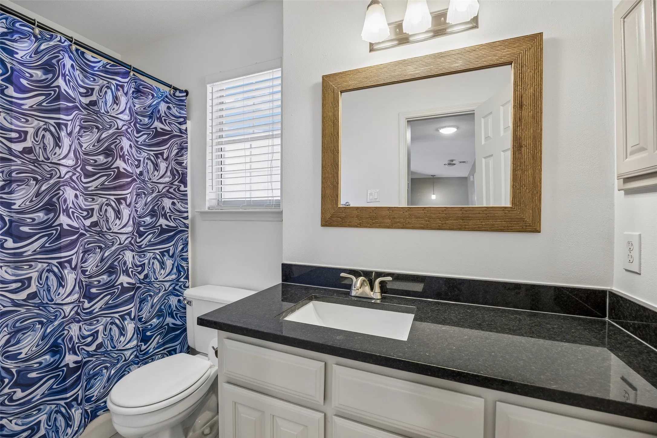 Single Family Residence For Sale in Tarrant County , 6717 Wooddale Drive, Watauga, Texas 76148, 3 Bedroom, 2 Bathroom, 2 Garage spaces, 1,817 Sqft, built in 1992, mls#21301999, Real Estate Agent in Watauga, Homes For Sale in Tarrant county, Homes For Sale in Watauga, Realtor in Watauga Texas, Real Estate Brokerage Independent Realty Texas, Luminita Cordes Realtor