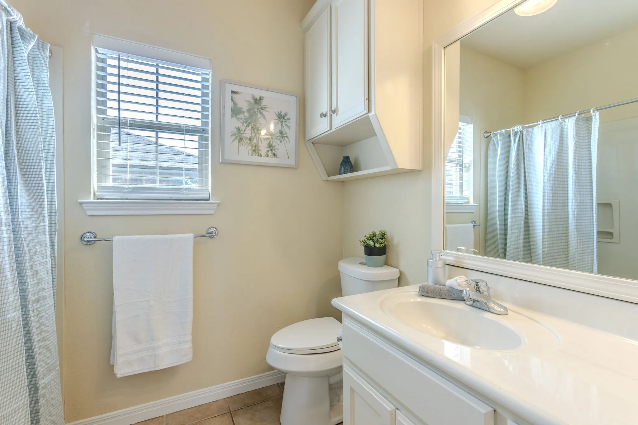 Single Family Residence For Sale in Mc Lennan County , 3060 Andalusian Lane, Robinson, Texas 76706, 3 Bedroom, 2 Bathroom, 2 Garage spaces, 1,429 Sqft, built in 2005, mls#21338633, Real Estate Agent in Robinson, Homes For Sale in Mc Lennan county, Homes For Sale in Robinson, Realtor in Robinson Texas, Real Estate Brokerage Independent Realty Texas, Luminita Cordes Realtor