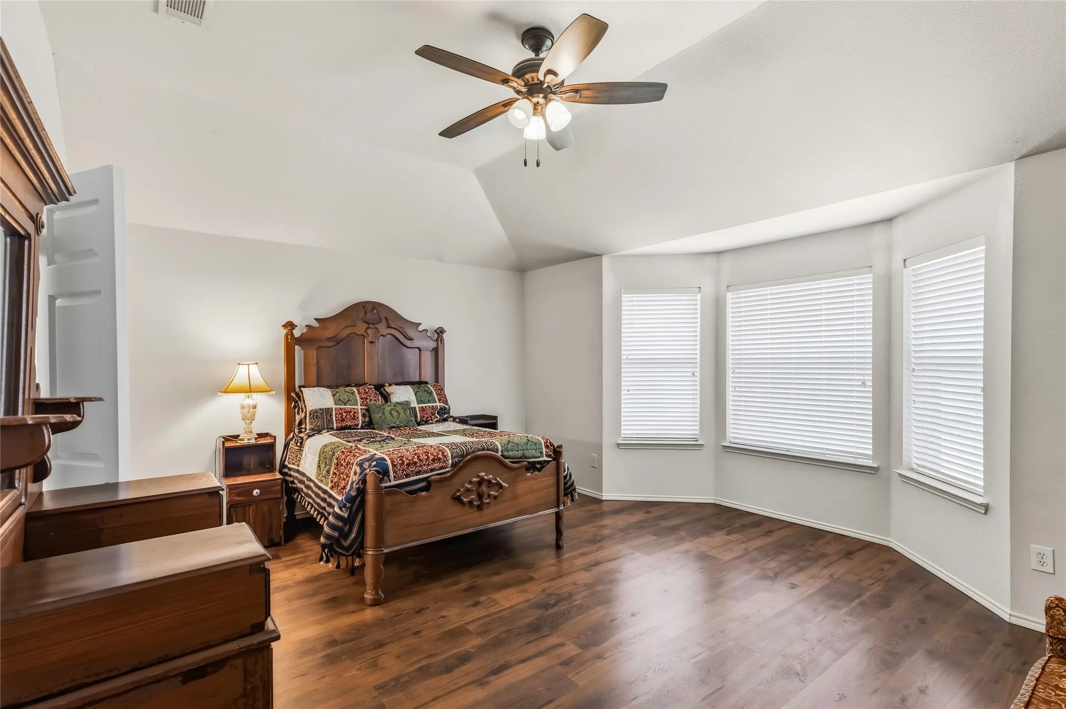Primary suite with bay window.