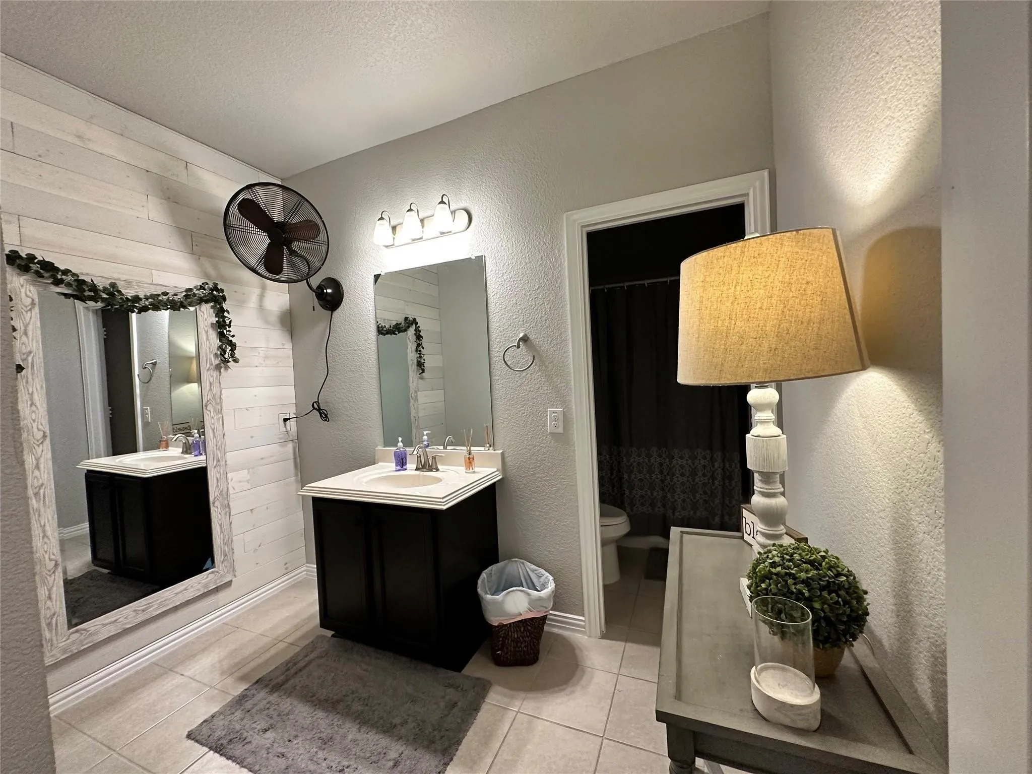Single Family Residence For Rent in Denton County , 1609 Meadow Trail, Aubrey, Texas 76227, 4 Bedroom, 3 Bathroom, 2 Garage spaces, 2,735 Sqft, built in 2017, mls#21344346, Real Estate Agent in Aubrey, Homes For Rent in Denton county, Homes For Rent in Aubrey, Realtor in Aubrey Texas, Real Estate Brokerage Independent Realty Texas, Luminita Cordes Realtor