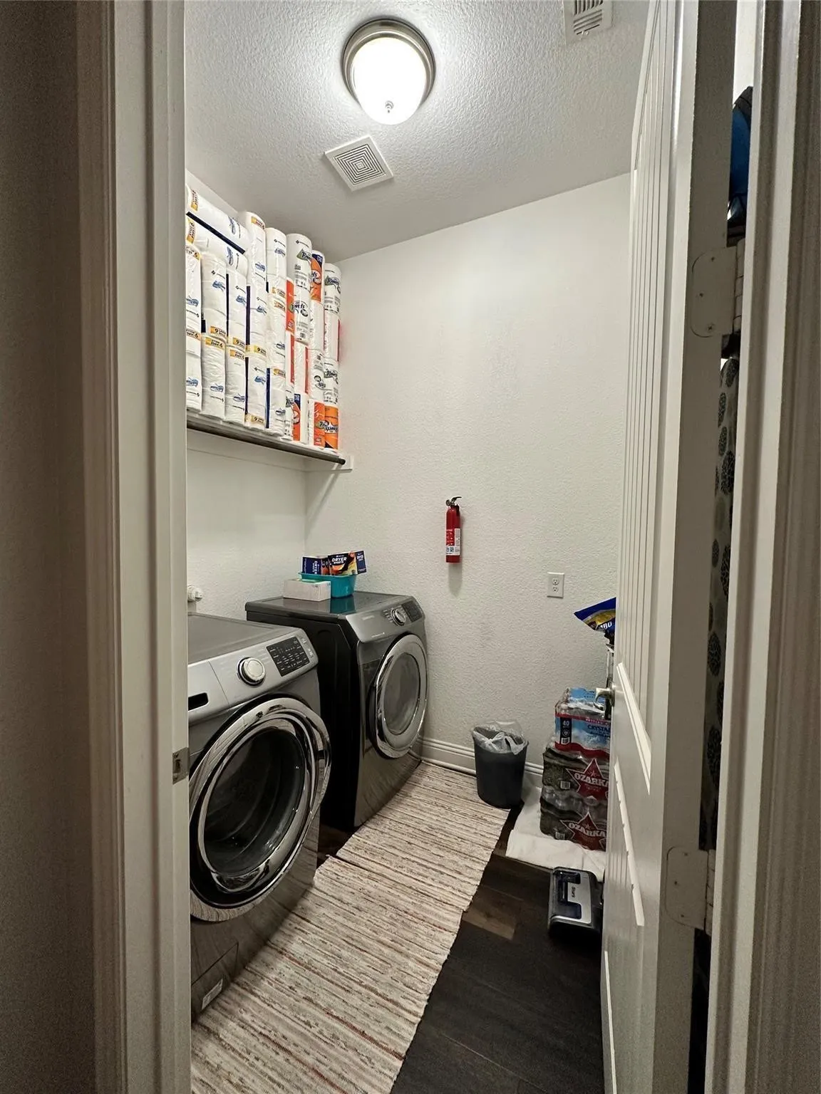 Single Family Residence For Rent in Denton County , 1609 Meadow Trail, Aubrey, Texas 76227, 4 Bedroom, 3 Bathroom, 2 Garage spaces, 2,735 Sqft, built in 2017, mls#21344346, Real Estate Agent in Aubrey, Homes For Rent in Denton county, Homes For Rent in Aubrey, Realtor in Aubrey Texas, Real Estate Brokerage Independent Realty Texas, Luminita Cordes Realtor