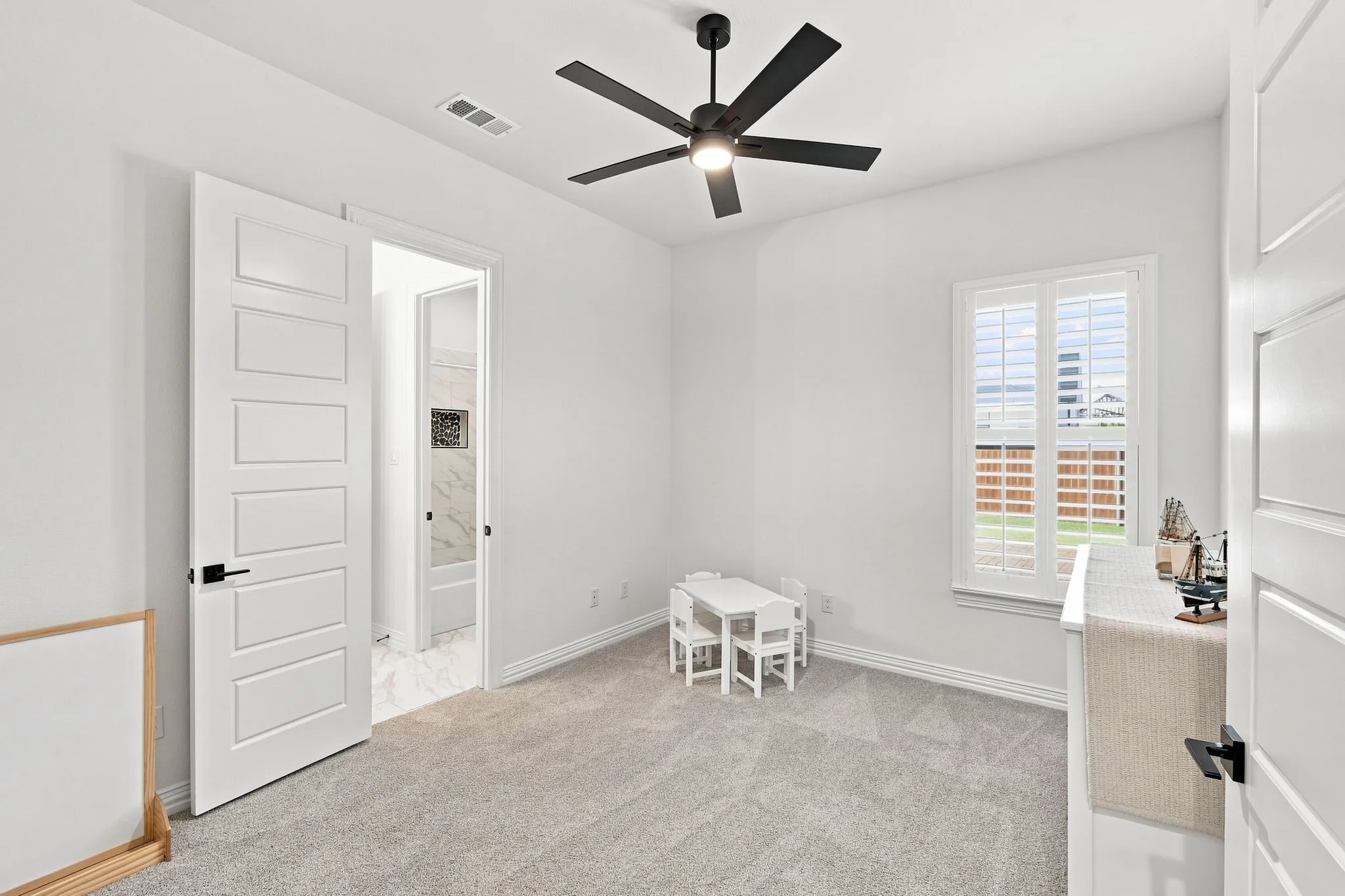 Single Family Residence For Sale in Ellis County , 4231 Spring Garden Road, Midlothian, Texas 76065, 4 Bedroom, 3 Bathroom, 3 Garage spaces, 3,199 Sqft, built in 2024, mls#21343631, Real Estate Agent in Midlothian, Homes For Sale in Ellis county, Homes For Sale in Midlothian, Realtor in Midlothian Texas, Real Estate Brokerage Independent Realty Texas, Luminita Cordes Realtor