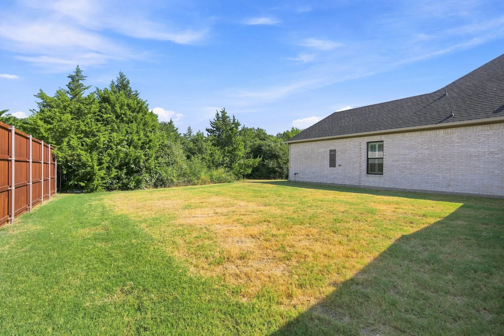 Single Family Residence For Sale in Ellis County , 4231 Spring Garden Road, Midlothian, Texas 76065, 4 Bedroom, 3 Bathroom, 3 Garage spaces, 3,199 Sqft, built in 2024, mls#21343631, Real Estate Agent in Midlothian, Homes For Sale in Ellis county, Homes For Sale in Midlothian, Realtor in Midlothian Texas, Real Estate Brokerage Independent Realty Texas, Luminita Cordes Realtor