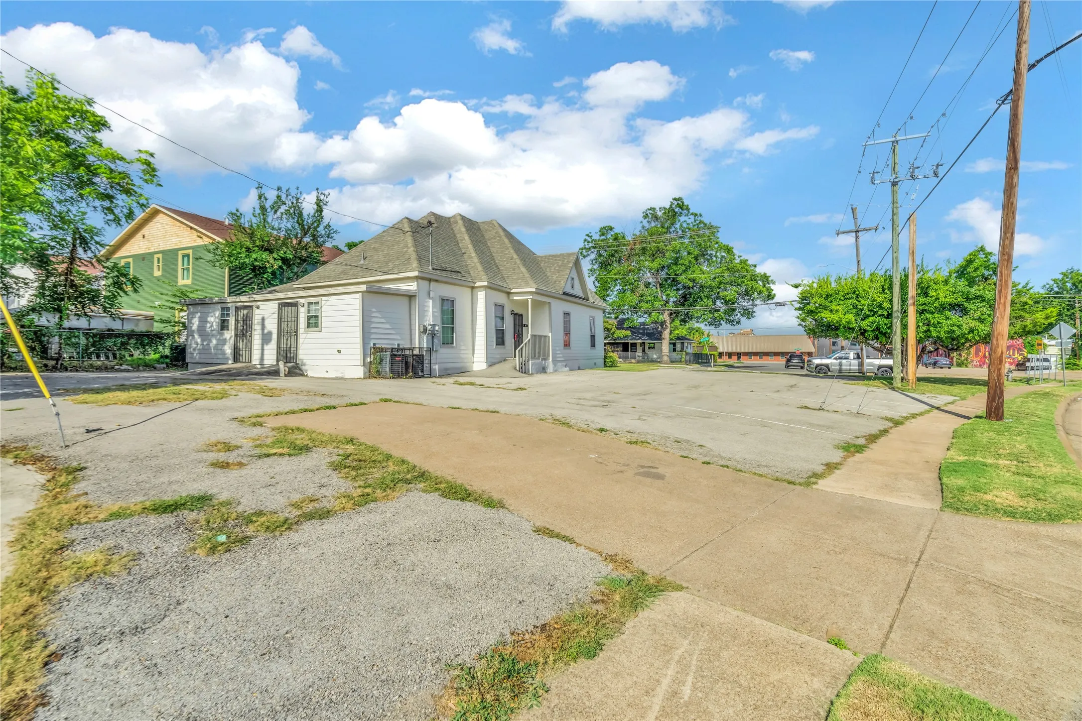 Business For Rent in Tarrant County , 351 Pennsylvania Avenue, Fort Worth, Texas 76104, 0, 0, Garage spaces, 0 Sqft, built in 1918, mls#21344237, Real Estate Agent in Fort Worth, Homes For Rent in Tarrant county, Homes For Rent in Fort Worth, Realtor in Fort Worth Texas, Real Estate Brokerage Independent Realty Texas, Luminita Cordes Realtor