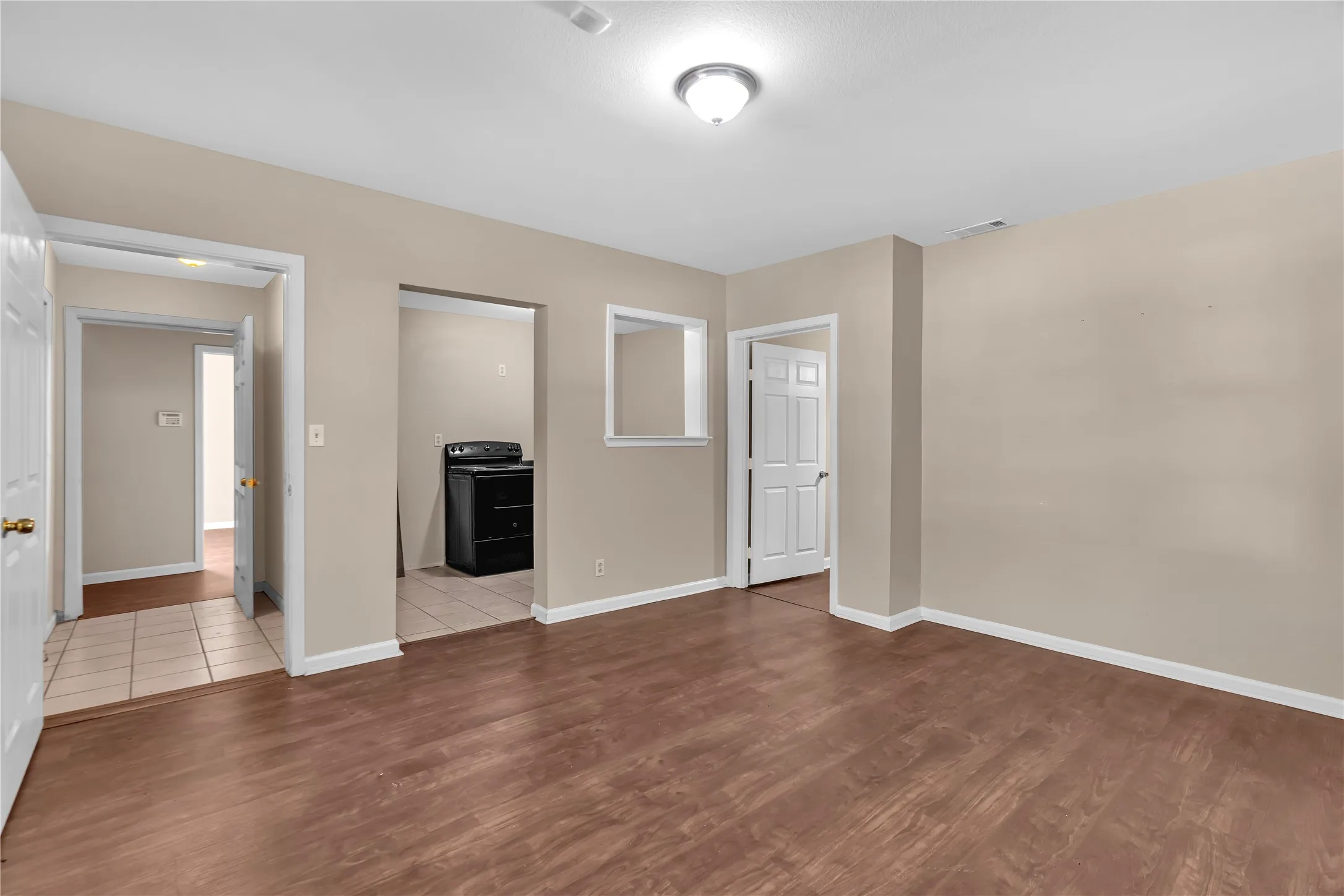 Business For Rent in Tarrant County , 351 Pennsylvania Avenue, Fort Worth, Texas 76104, 0, 0, Garage spaces, 0 Sqft, built in 1918, mls#21344237, Real Estate Agent in Fort Worth, Homes For Rent in Tarrant county, Homes For Rent in Fort Worth, Realtor in Fort Worth Texas, Real Estate Brokerage Independent Realty Texas, Luminita Cordes Realtor