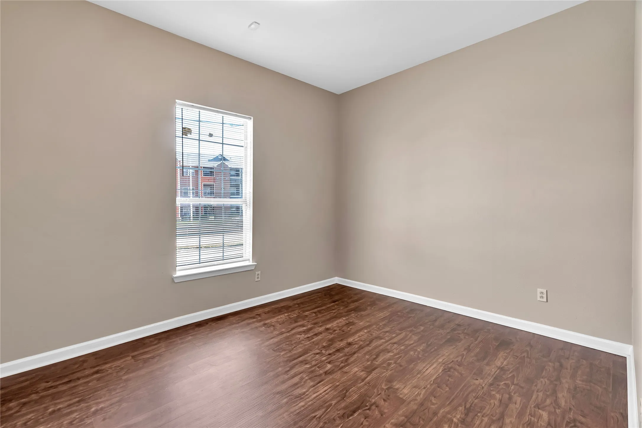 Business For Rent in Tarrant County , 351 Pennsylvania Avenue, Fort Worth, Texas 76104, 0, 0, Garage spaces, 0 Sqft, built in 1918, mls#21344237, Real Estate Agent in Fort Worth, Homes For Rent in Tarrant county, Homes For Rent in Fort Worth, Realtor in Fort Worth Texas, Real Estate Brokerage Independent Realty Texas, Luminita Cordes Realtor