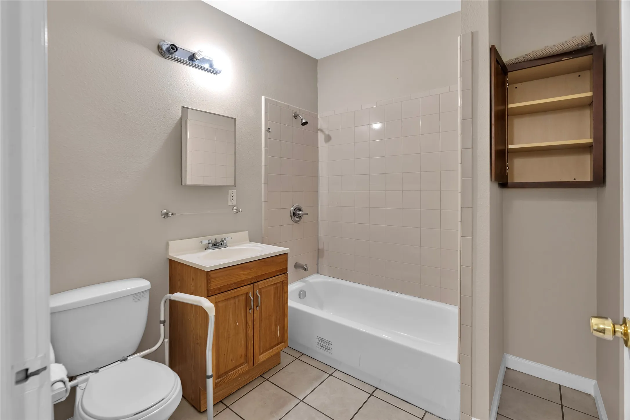 Business For Rent in Tarrant County , 351 Pennsylvania Avenue, Fort Worth, Texas 76104, 0, 0, Garage spaces, 0 Sqft, built in 1918, mls#21344237, Real Estate Agent in Fort Worth, Homes For Rent in Tarrant county, Homes For Rent in Fort Worth, Realtor in Fort Worth Texas, Real Estate Brokerage Independent Realty Texas, Luminita Cordes Realtor
