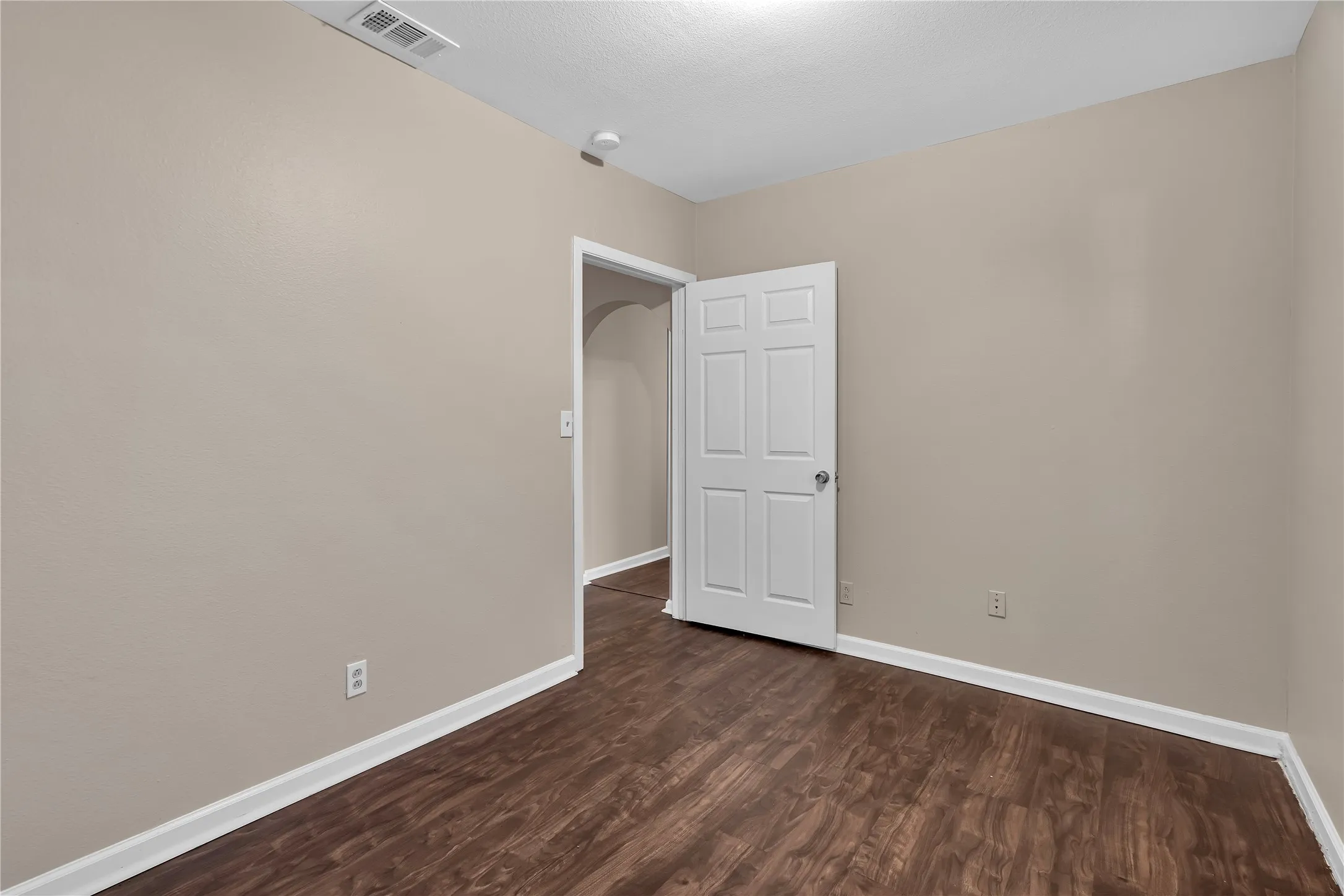 Business For Rent in Tarrant County , 351 Pennsylvania Avenue, Fort Worth, Texas 76104, 0, 0, Garage spaces, 0 Sqft, built in 1918, mls#21344237, Real Estate Agent in Fort Worth, Homes For Rent in Tarrant county, Homes For Rent in Fort Worth, Realtor in Fort Worth Texas, Real Estate Brokerage Independent Realty Texas, Luminita Cordes Realtor