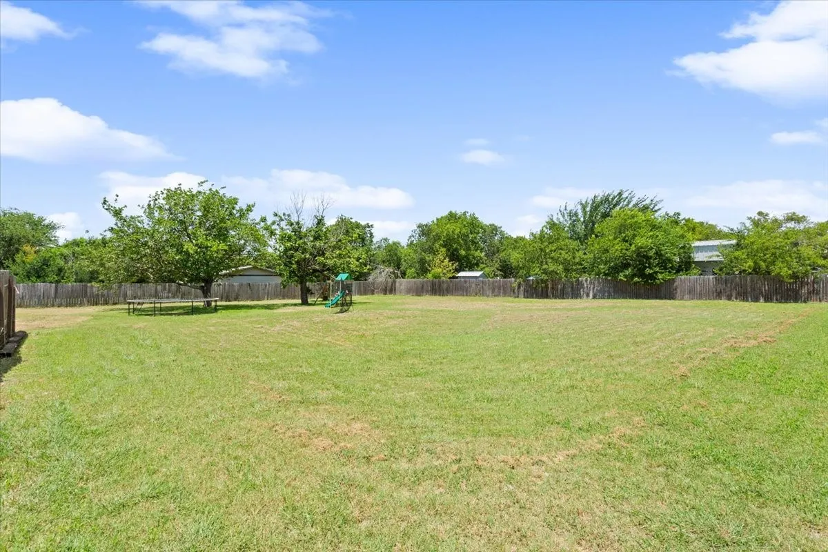 Single Family Residence For Sale in Mc Lennan County , 102 Brookshire, Riesel, Texas 76682, 2 Bedrooms, 1 Bathroom, Garage spaces, 1,096 Sqft, built in 1935, Price $154,500, mls#21344345, Real Estate Agent in Riesel, Homes For Sale in Mc Lennan county, Homes For Sale in Riesel, Realtor in Riesel Texas, Real Estate Brokerage Independent Realty Texas, Luminita Cordes Realtor