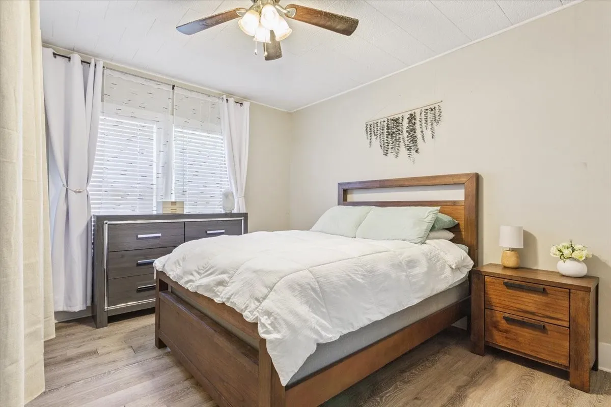 Single Family Residence For Sale in Mc Lennan County , 102 Brookshire, Riesel, Texas 76682, 2 Bedrooms, 1 Bathroom, Garage spaces, 1,096 Sqft, built in 1935, Price $154,500, mls#21344345, Real Estate Agent in Riesel, Homes For Sale in Mc Lennan county, Homes For Sale in Riesel, Realtor in Riesel Texas, Real Estate Brokerage Independent Realty Texas, Luminita Cordes Realtor