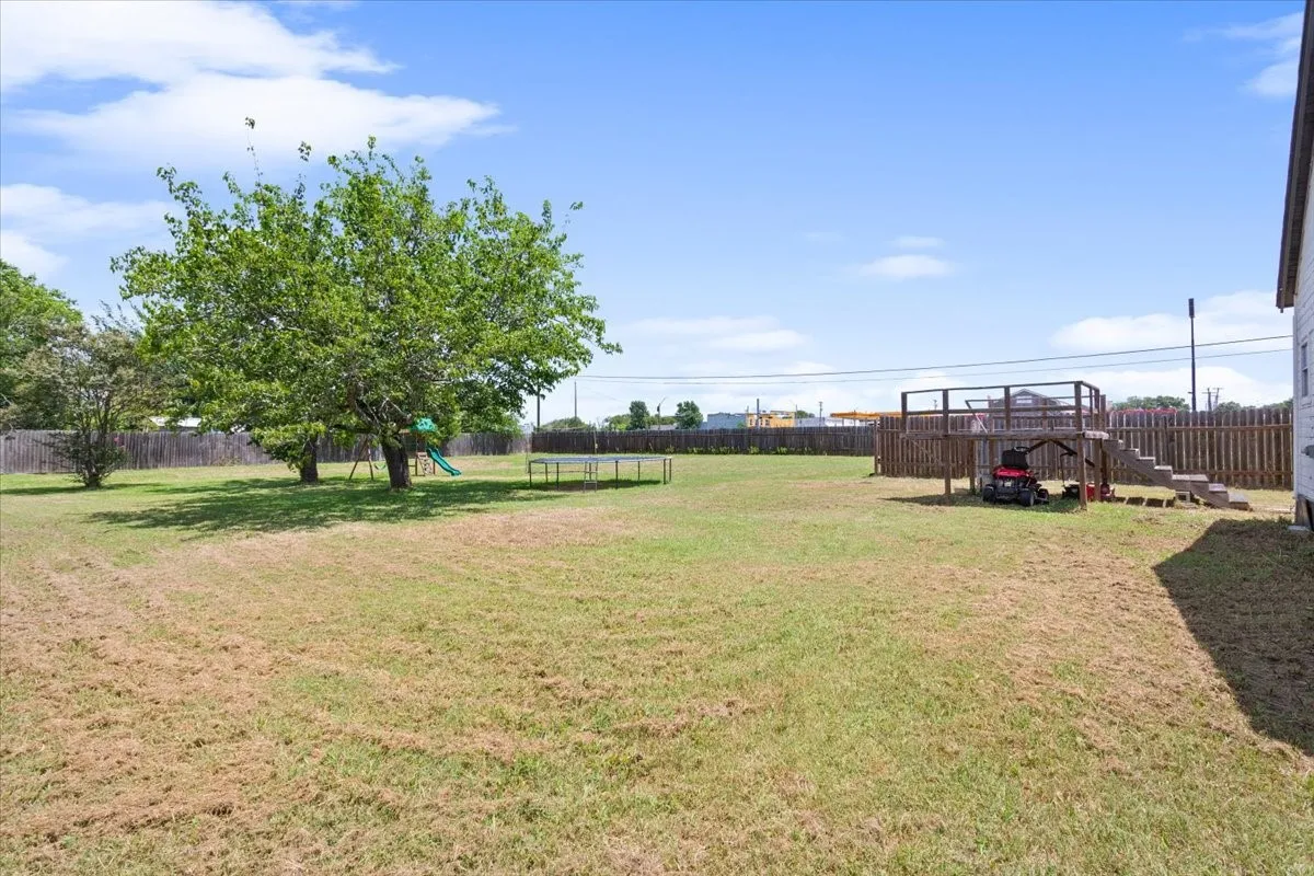 Single Family Residence For Sale in Mc Lennan County , 102 Brookshire, Riesel, Texas 76682, 2 Bedrooms, 1 Bathroom, Garage spaces, 1,096 Sqft, built in 1935, Price $154,500, mls#21344345, Real Estate Agent in Riesel, Homes For Sale in Mc Lennan county, Homes For Sale in Riesel, Realtor in Riesel Texas, Real Estate Brokerage Independent Realty Texas, Luminita Cordes Realtor