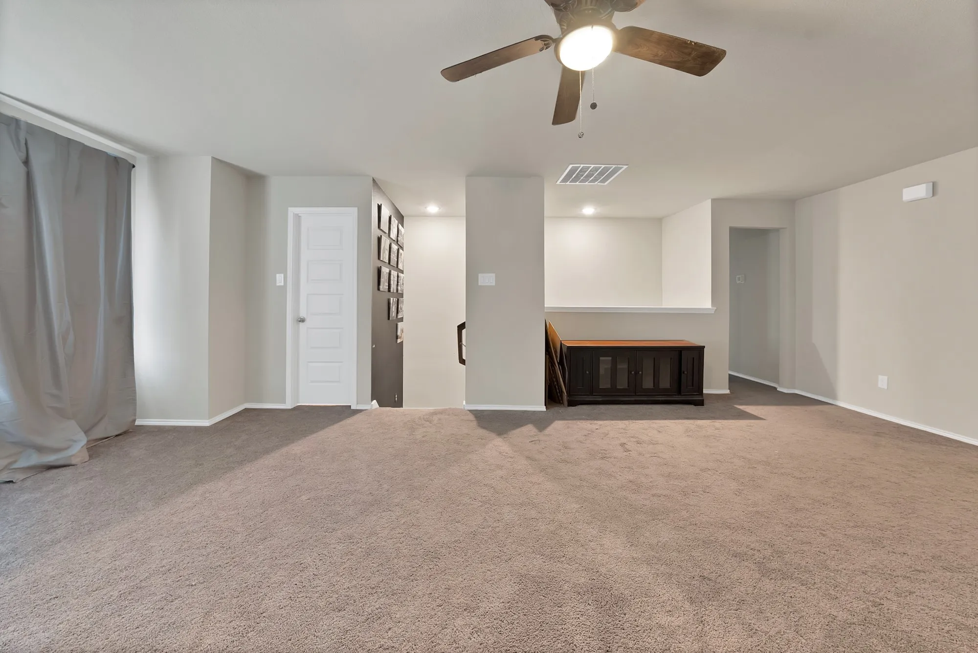 Single Family Residence For Sale in Tarrant County , 1705 Sculptor Court, Haslet, Texas 76052, 5 Bedroom, 4 Bathroom, 3 Garage spaces, 3,650 Sqft, built in 2022, mls#21342273, Real Estate Agent in Haslet, Homes For Sale in Tarrant county, Homes For Sale in Haslet, Realtor in Haslet Texas, Real Estate Brokerage Independent Realty Texas, Luminita Cordes Realtor