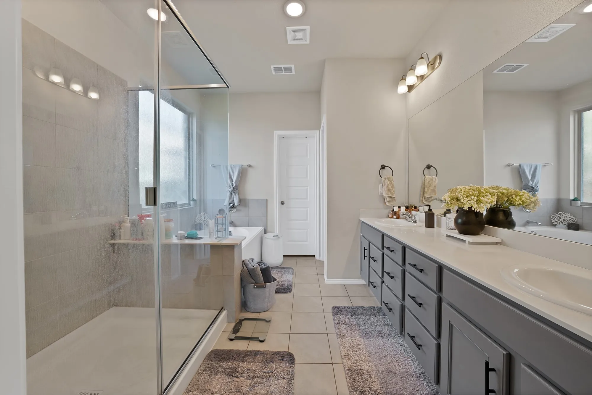 Single Family Residence For Sale in Tarrant County , 1705 Sculptor Court, Haslet, Texas 76052, 5 Bedroom, 4 Bathroom, 3 Garage spaces, 3,650 Sqft, built in 2022, mls#21342273, Real Estate Agent in Haslet, Homes For Sale in Tarrant county, Homes For Sale in Haslet, Realtor in Haslet Texas, Real Estate Brokerage Independent Realty Texas, Luminita Cordes Realtor