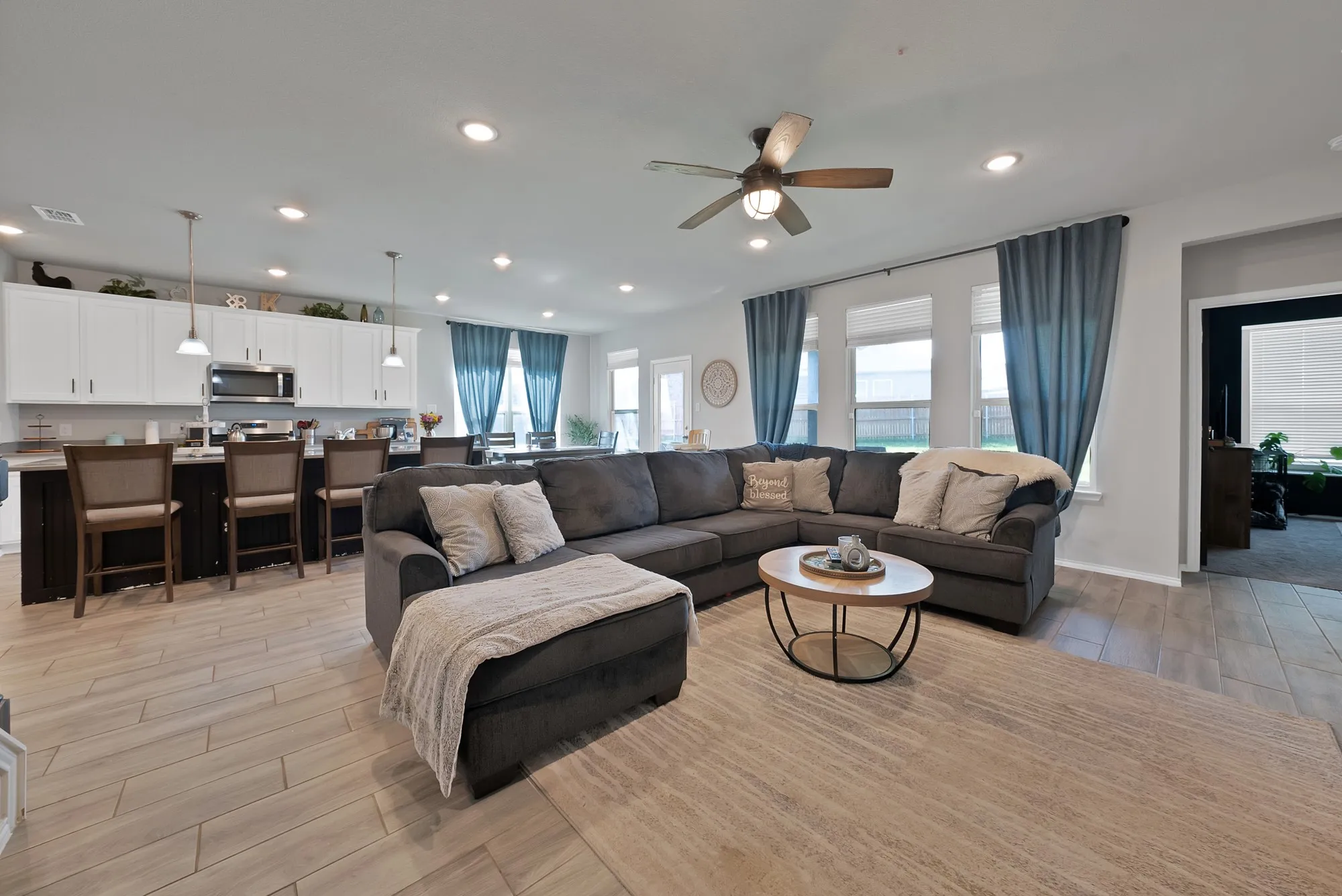 Single Family Residence For Sale in Tarrant County , 1705 Sculptor Court, Haslet, Texas 76052, 5 Bedroom, 4 Bathroom, 3 Garage spaces, 3,650 Sqft, built in 2022, mls#21342273, Real Estate Agent in Haslet, Homes For Sale in Tarrant county, Homes For Sale in Haslet, Realtor in Haslet Texas, Real Estate Brokerage Independent Realty Texas, Luminita Cordes Realtor