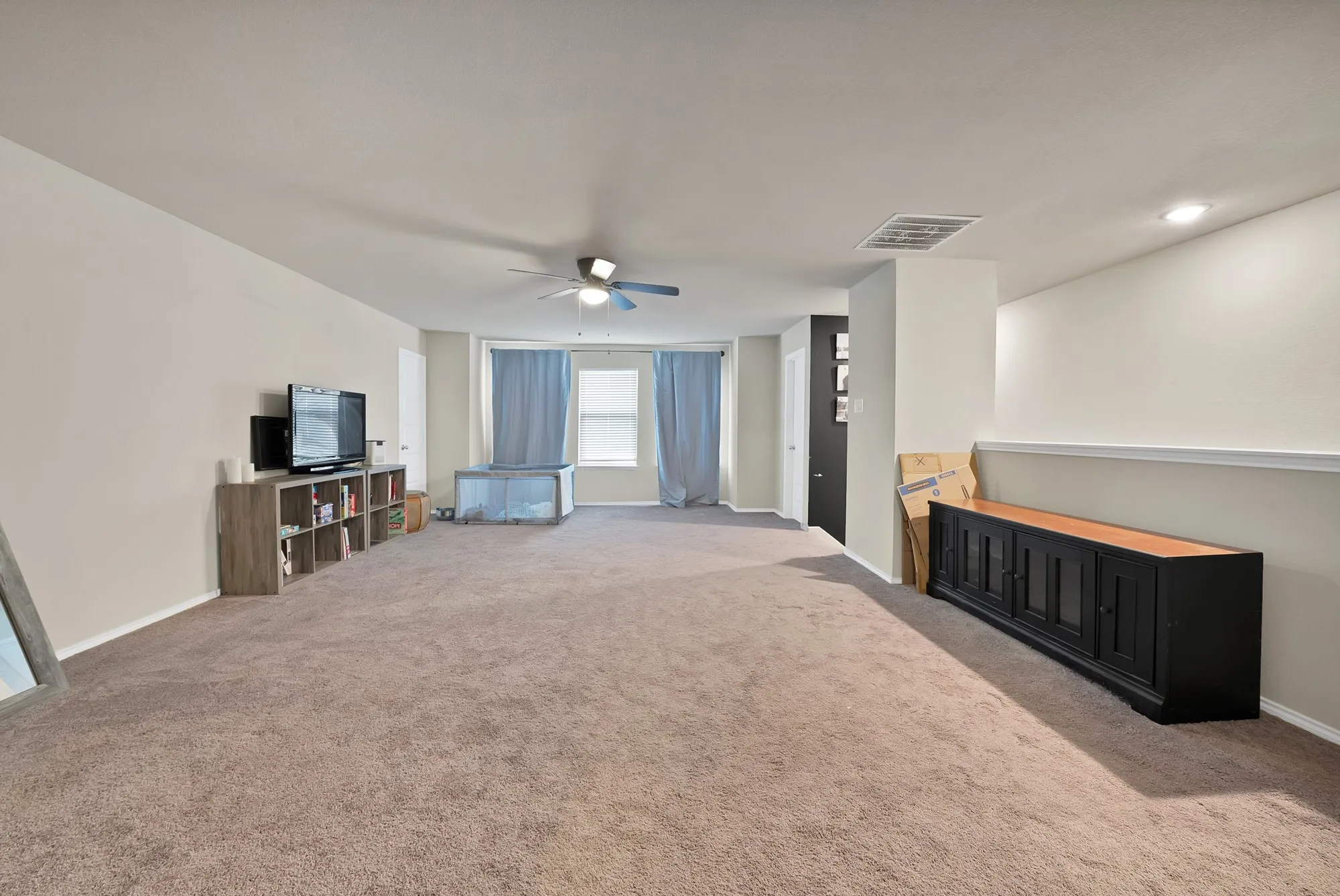 Single Family Residence For Sale in Tarrant County , 1705 Sculptor Court, Haslet, Texas 76052, 5 Bedroom, 4 Bathroom, 3 Garage spaces, 3,650 Sqft, built in 2022, mls#21342273, Real Estate Agent in Haslet, Homes For Sale in Tarrant county, Homes For Sale in Haslet, Realtor in Haslet Texas, Real Estate Brokerage Independent Realty Texas, Luminita Cordes Realtor