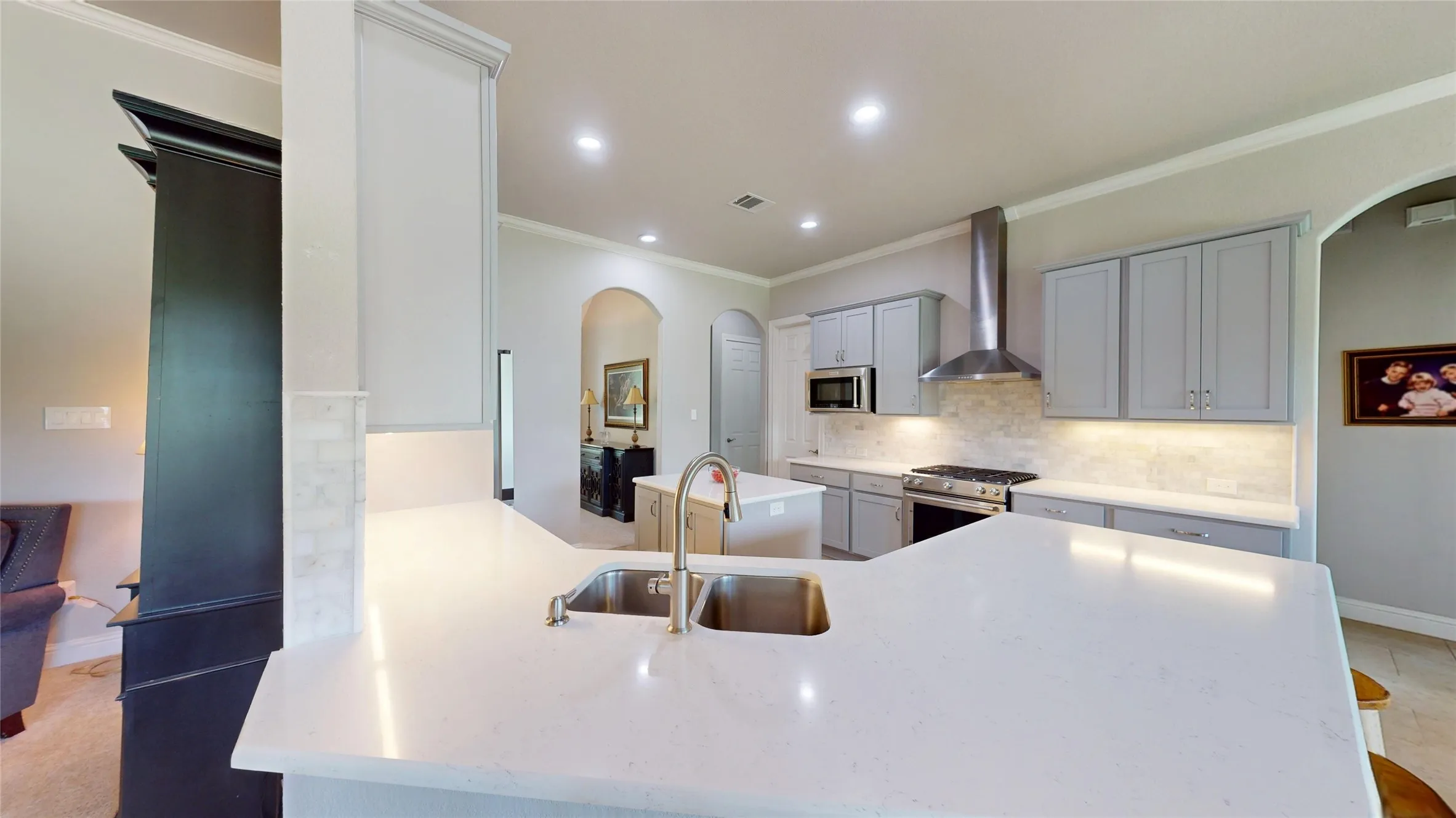 Single Family Residence For Sale in Tarrant County , 1301 Twisting Star Drive, Fort Worth, Texas 76052, 4 Bedroom, 3 Bathroom, 3 Garage spaces, 2,545 Sqft, built in 2008, mls#21344097, Real Estate Agent in Fort Worth, Homes For Sale in Tarrant county, Homes For Sale in Fort Worth, Realtor in Fort Worth Texas, Real Estate Brokerage Independent Realty Texas, Luminita Cordes Realtor