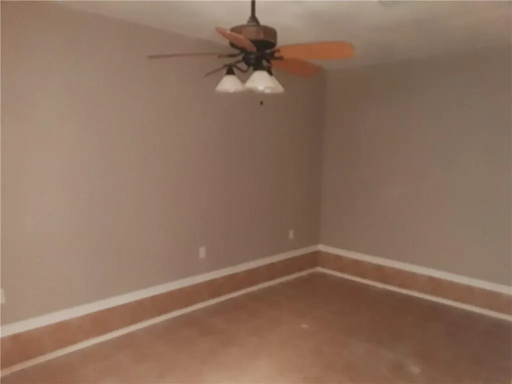 Single Family Residence For Rent in Tarrant County , 8417 Monmouth Drive, Fort Worth, Texas 76116, 4 Bedroom, 2 Bathroom, Garage spaces, 1,505 Sqft, built in 1956, mls#21344308, Real Estate Agent in Fort Worth, Homes For Rent in Tarrant county, Homes For Rent in Fort Worth, Realtor in Fort Worth Texas, Real Estate Brokerage Independent Realty Texas, Luminita Cordes Realtor