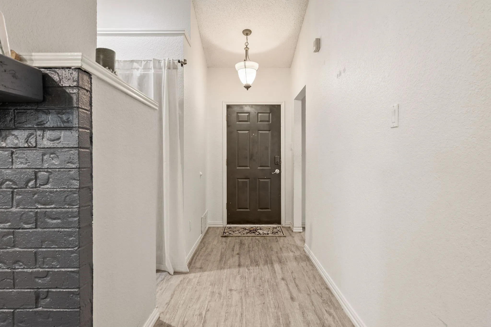 Light and bright entry