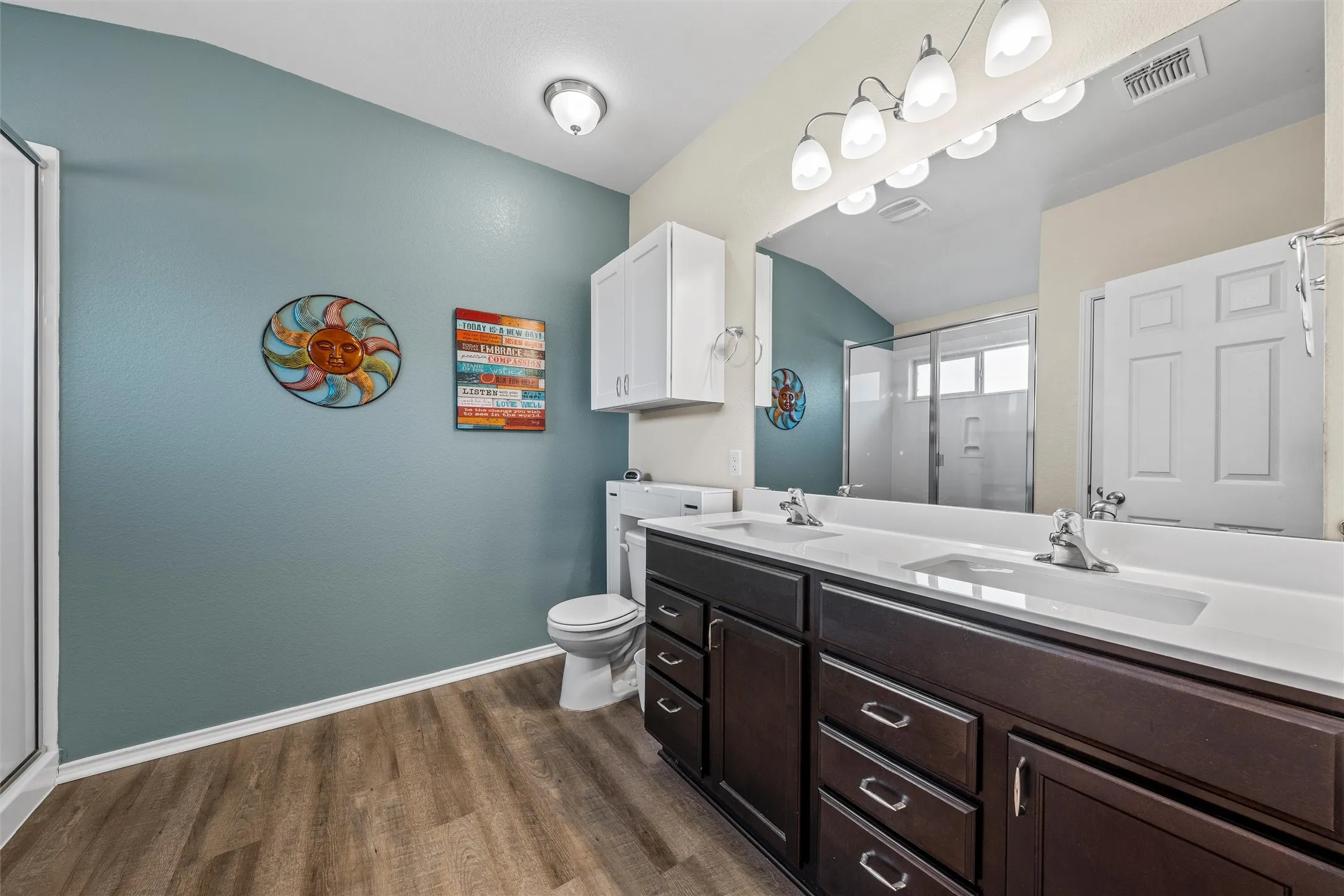 Single Family Residence For Sale in Bell County , 8610 Foggy Draw Court, Temple, Texas 76502, 3 Bedroom, 2 Bathroom, 2 Garage spaces, 1,963 Sqft, built in 2020, mls#21344162, Real Estate Agent in Temple, Homes For Sale in Bell county, Homes For Sale in Temple, Realtor in Temple Texas, Real Estate Brokerage Independent Realty Texas, Luminita Cordes Realtor